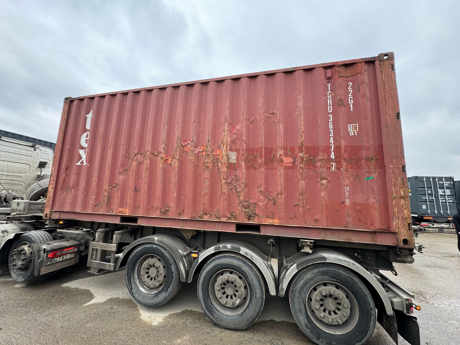 Морской контейнер TGHU3634747