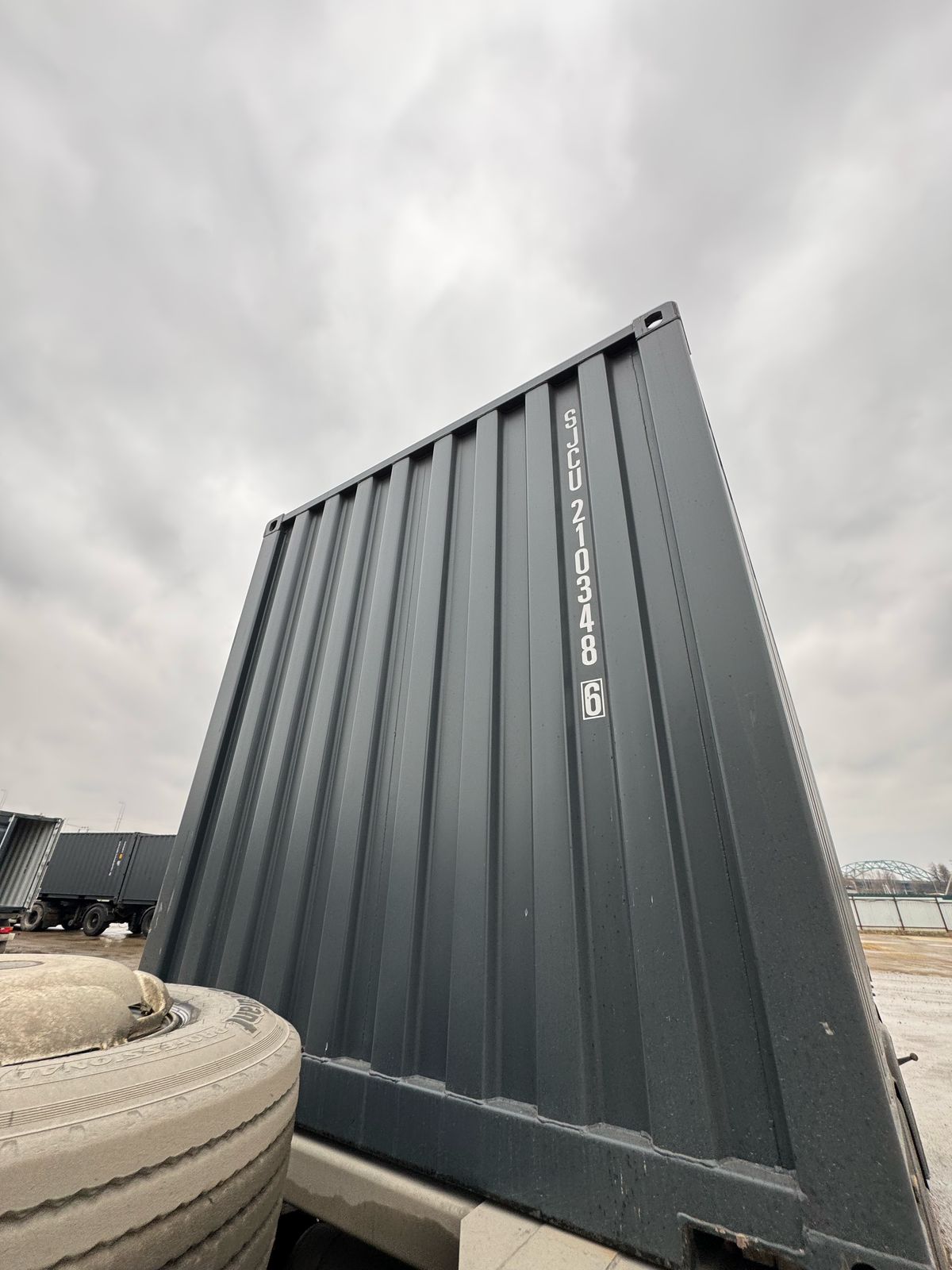 Морской контейнер TGHU3634747