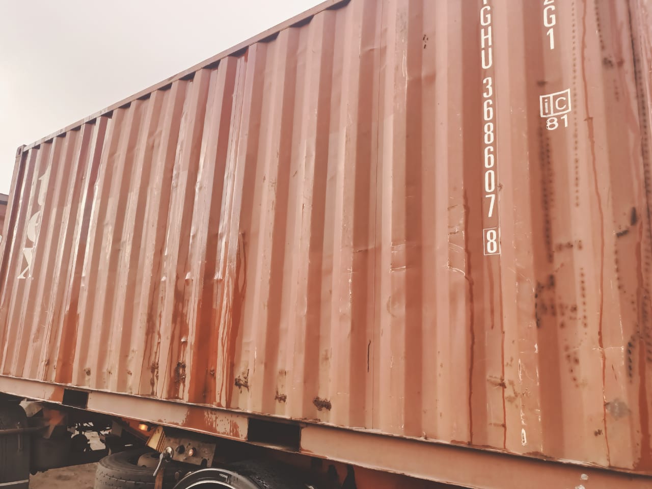 Морской контейнер TGHU3686078