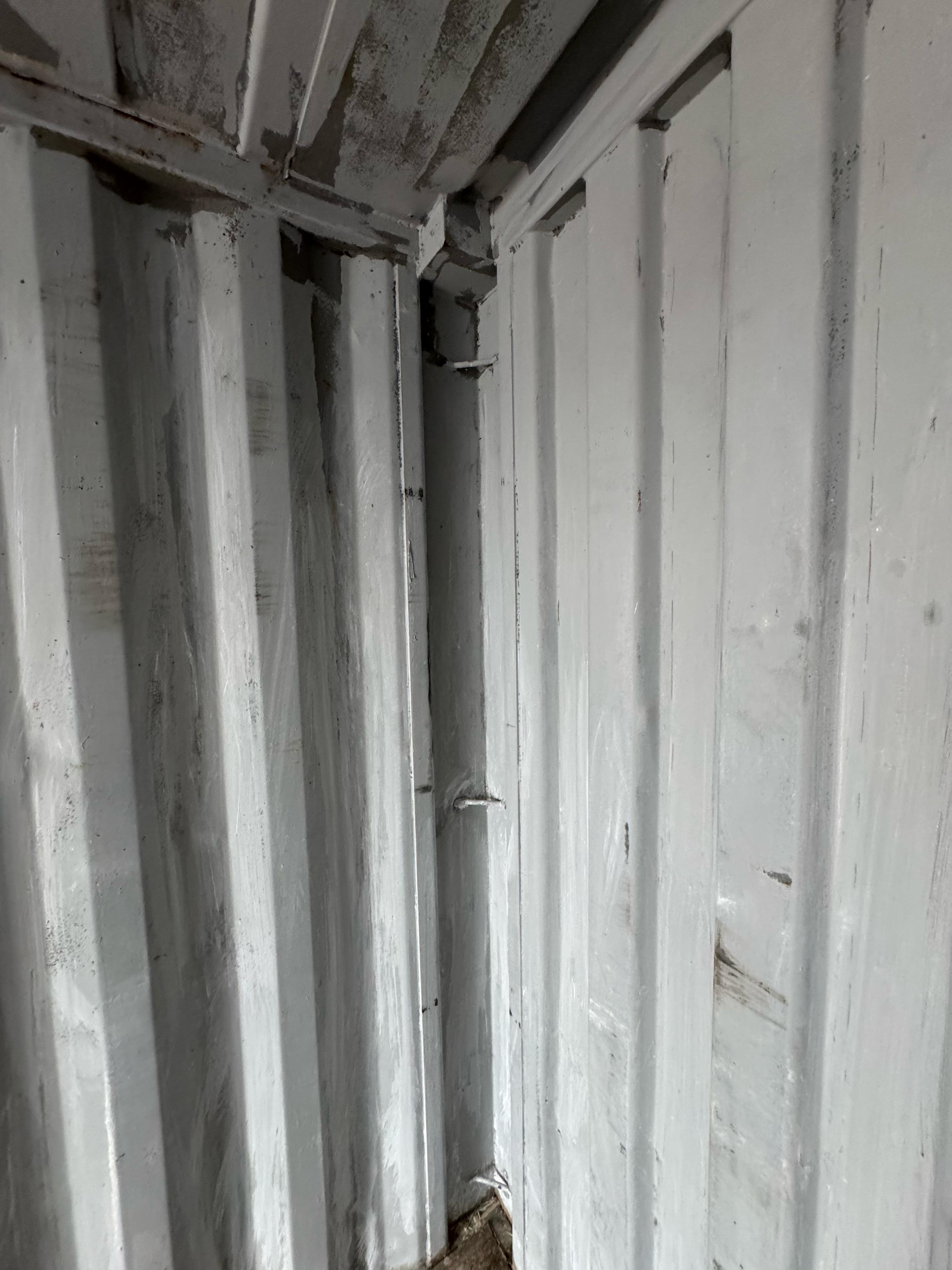 Морской контейнер TGHU3832995