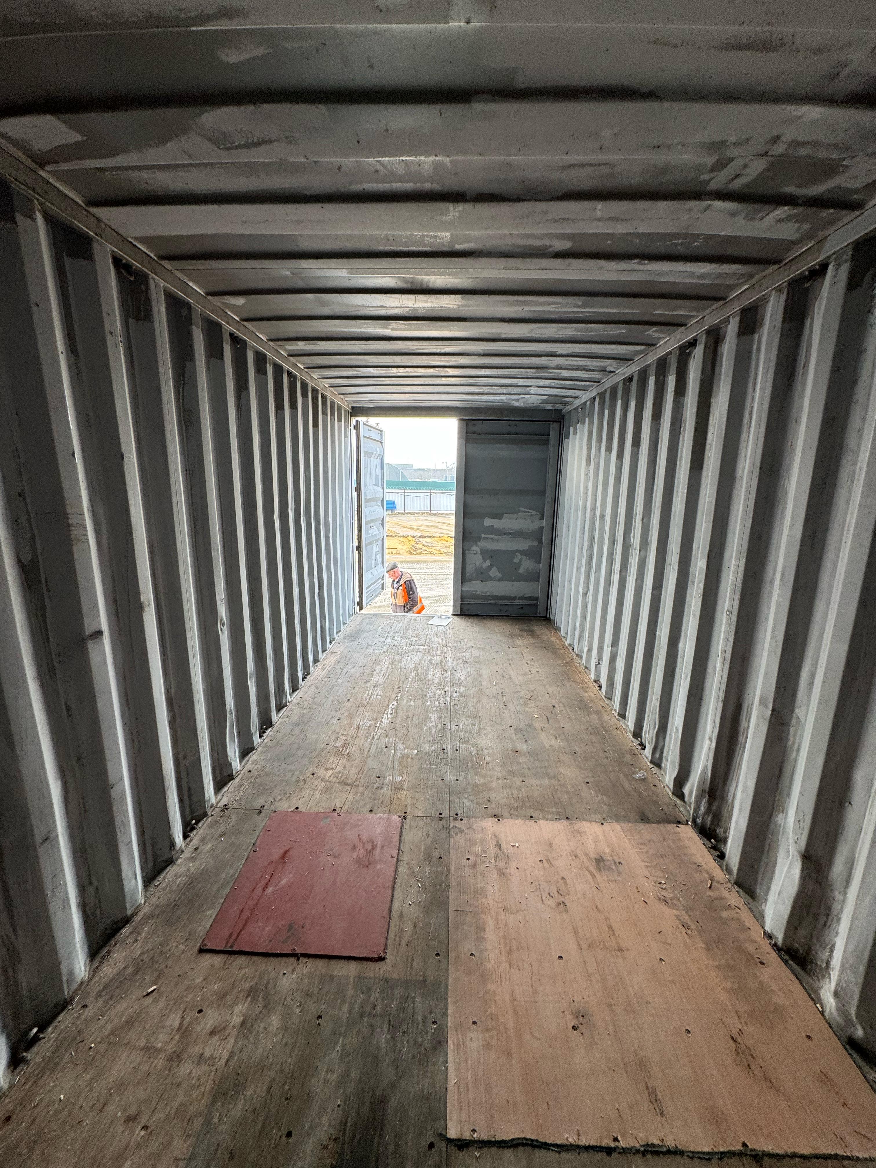 Морской контейнер TGHU3832995