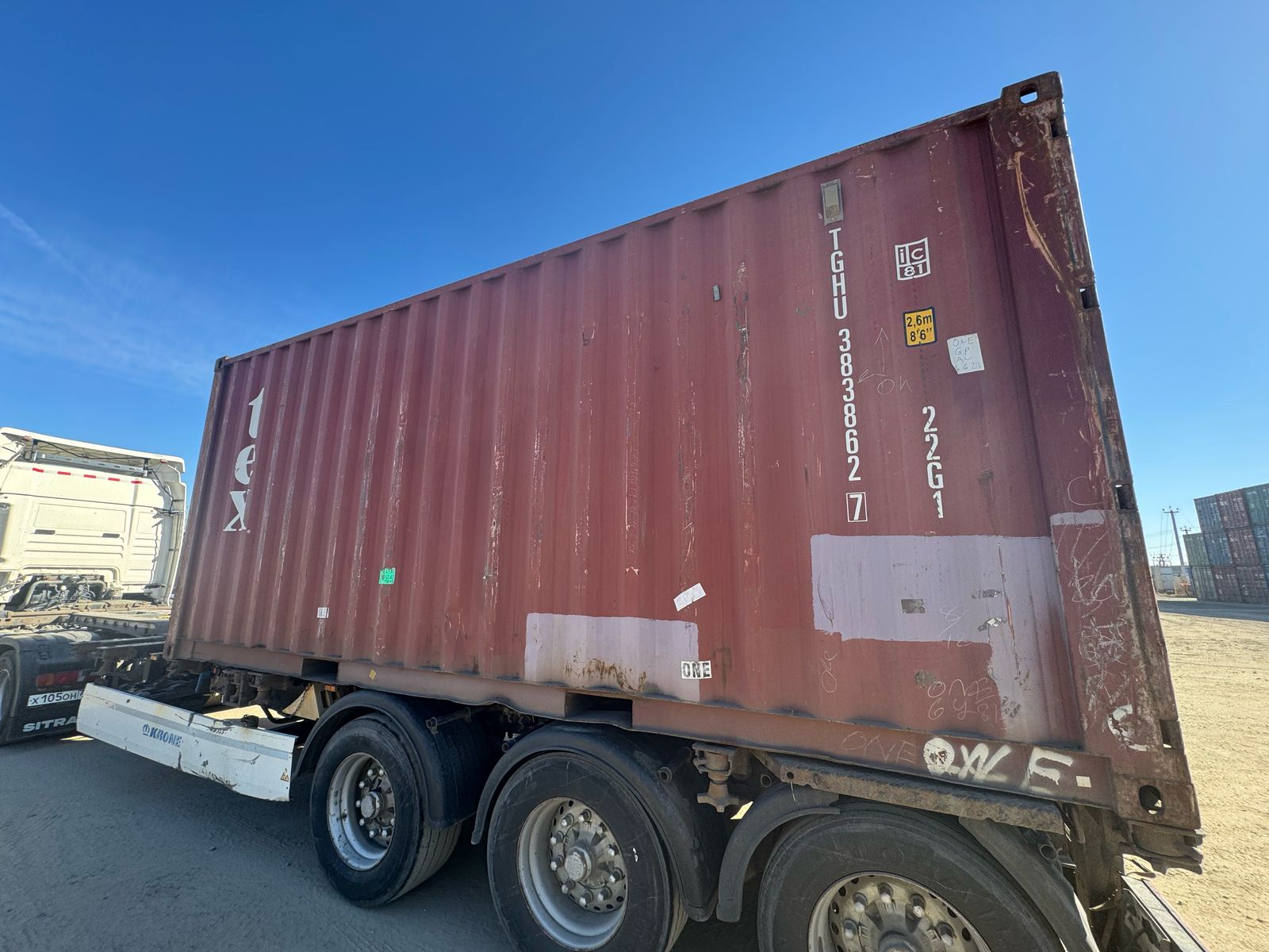 Морской контейнер TGHU3838627