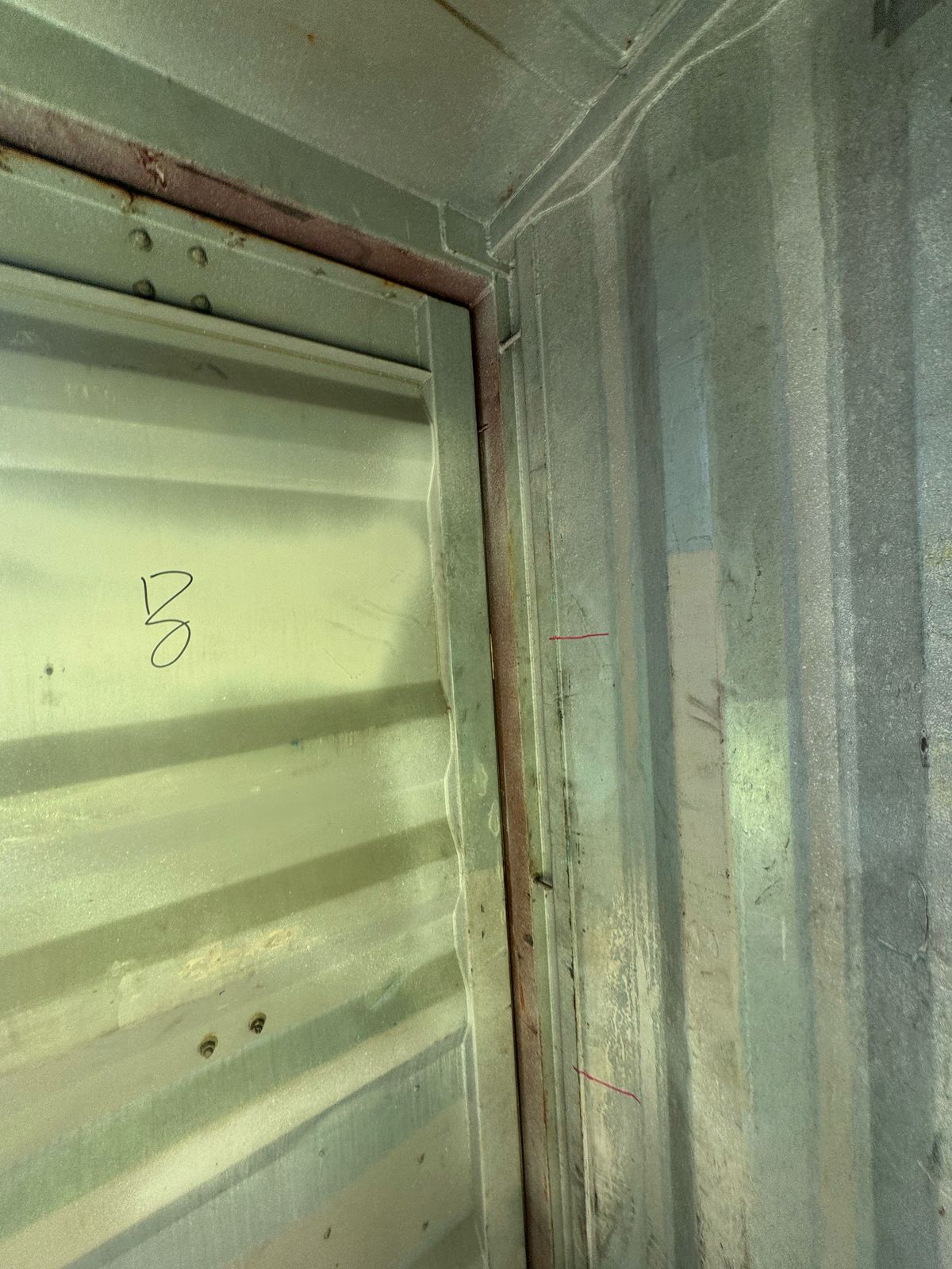 Морской контейнер TGHU3838627