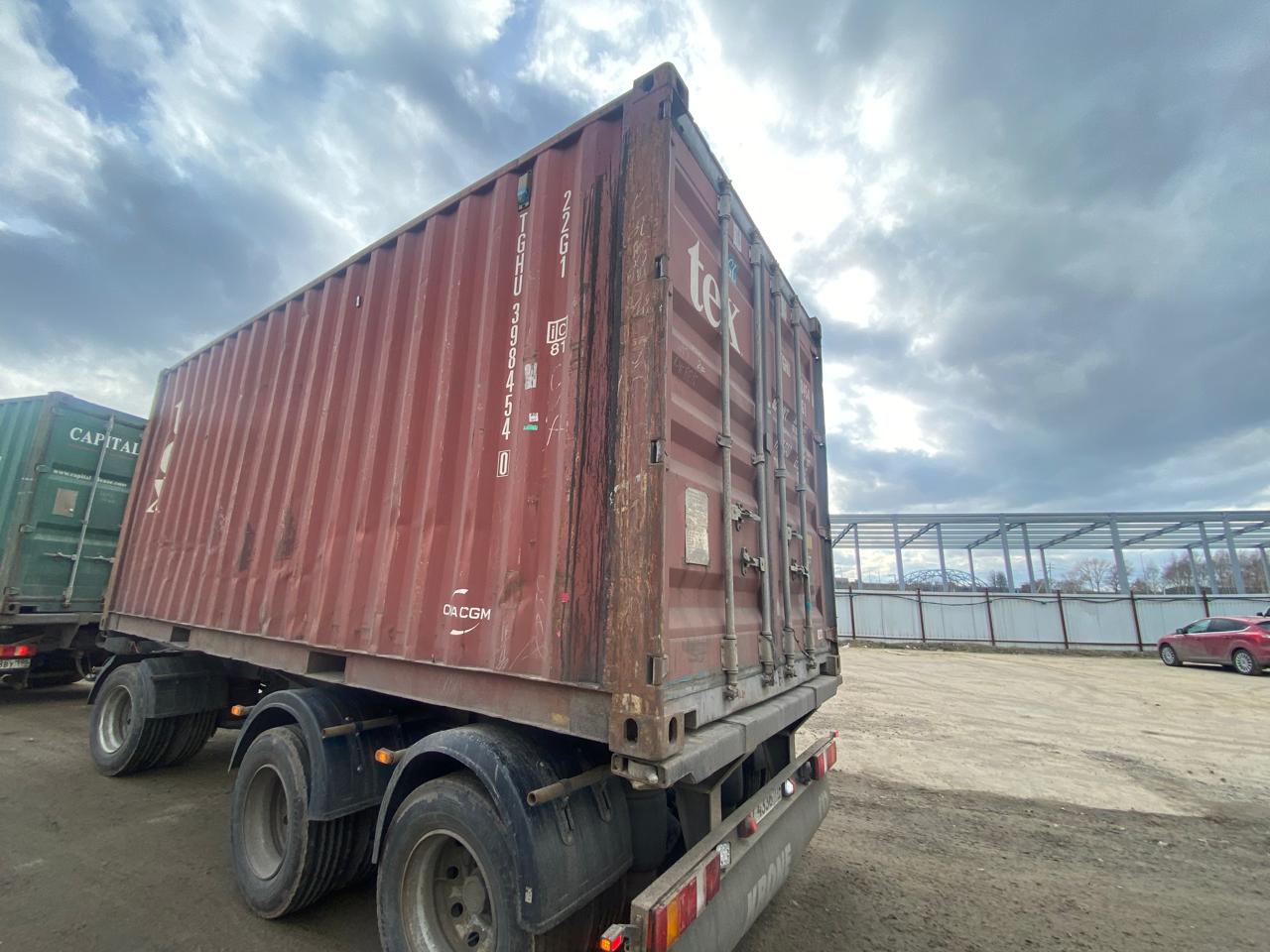 Морской контейнер TGHU3984540