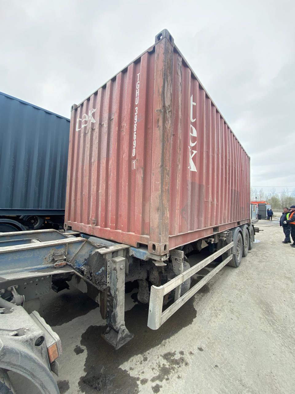 Морской контейнер TGHU3986901