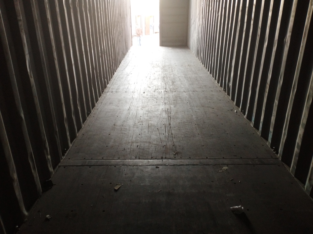 Морской контейнер TGHU4058190