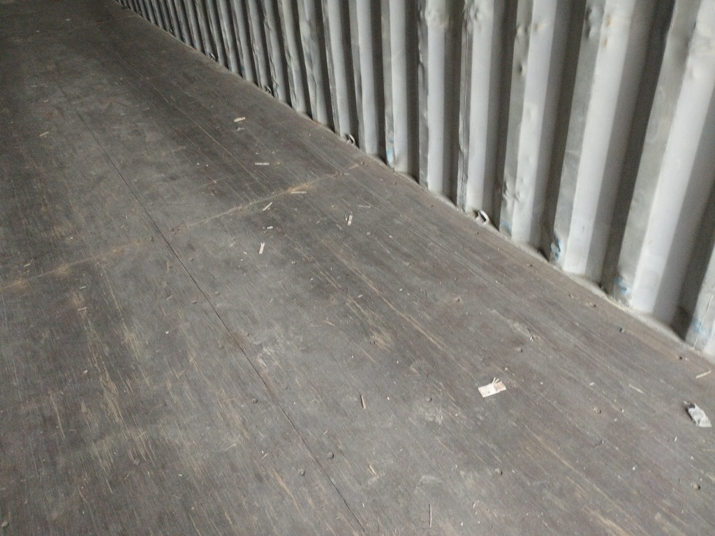 Морской контейнер TGHU4058190