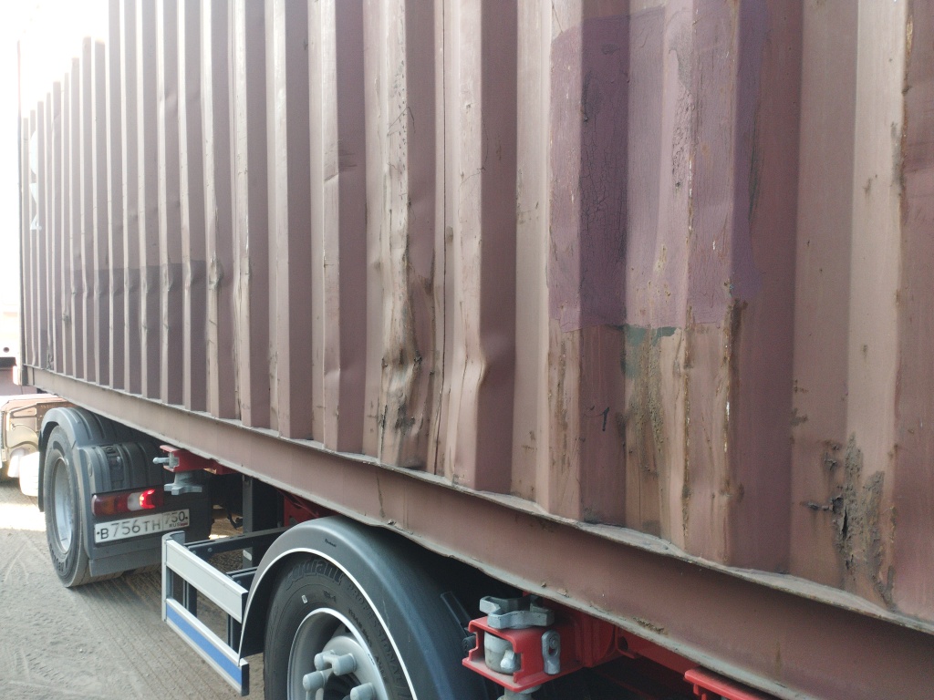 Морской контейнер TGHU4058190