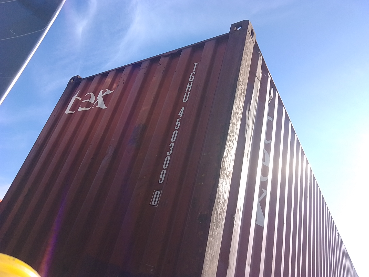 Морской контейнер TGHU4503090