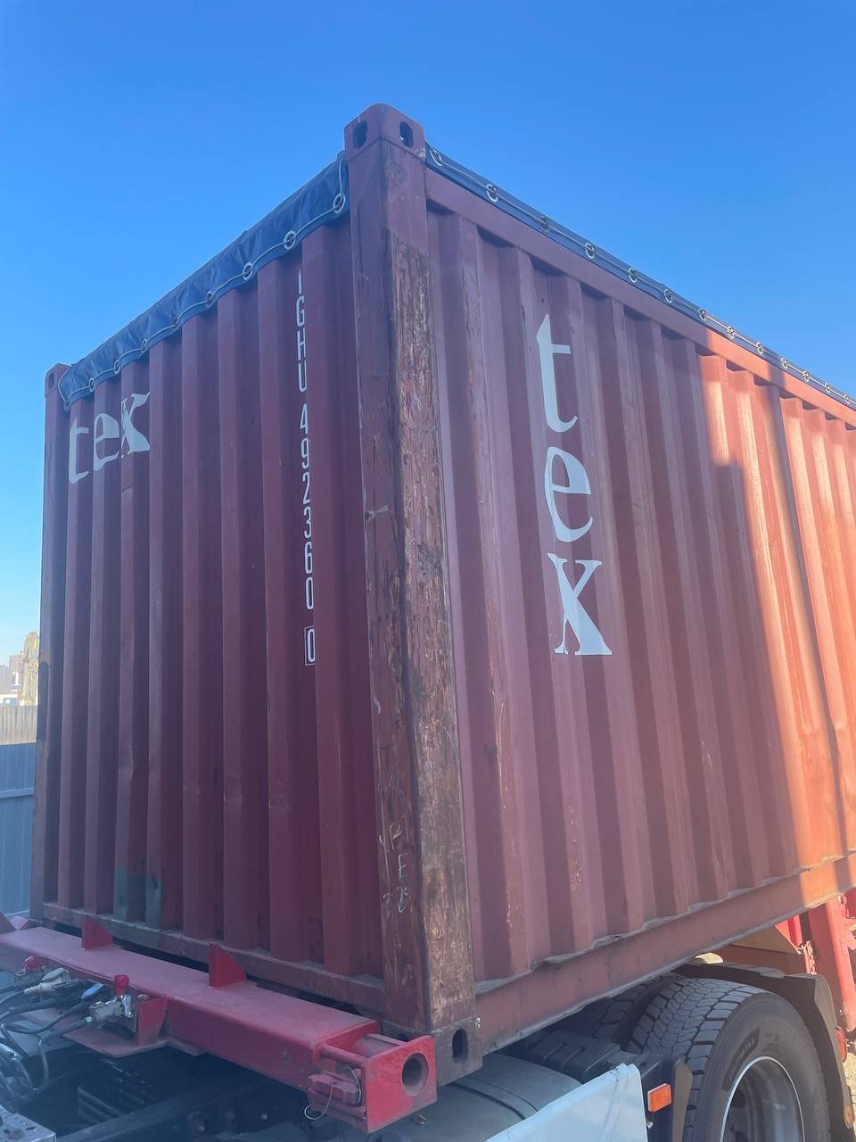 Морской контейнер TGHU4923600