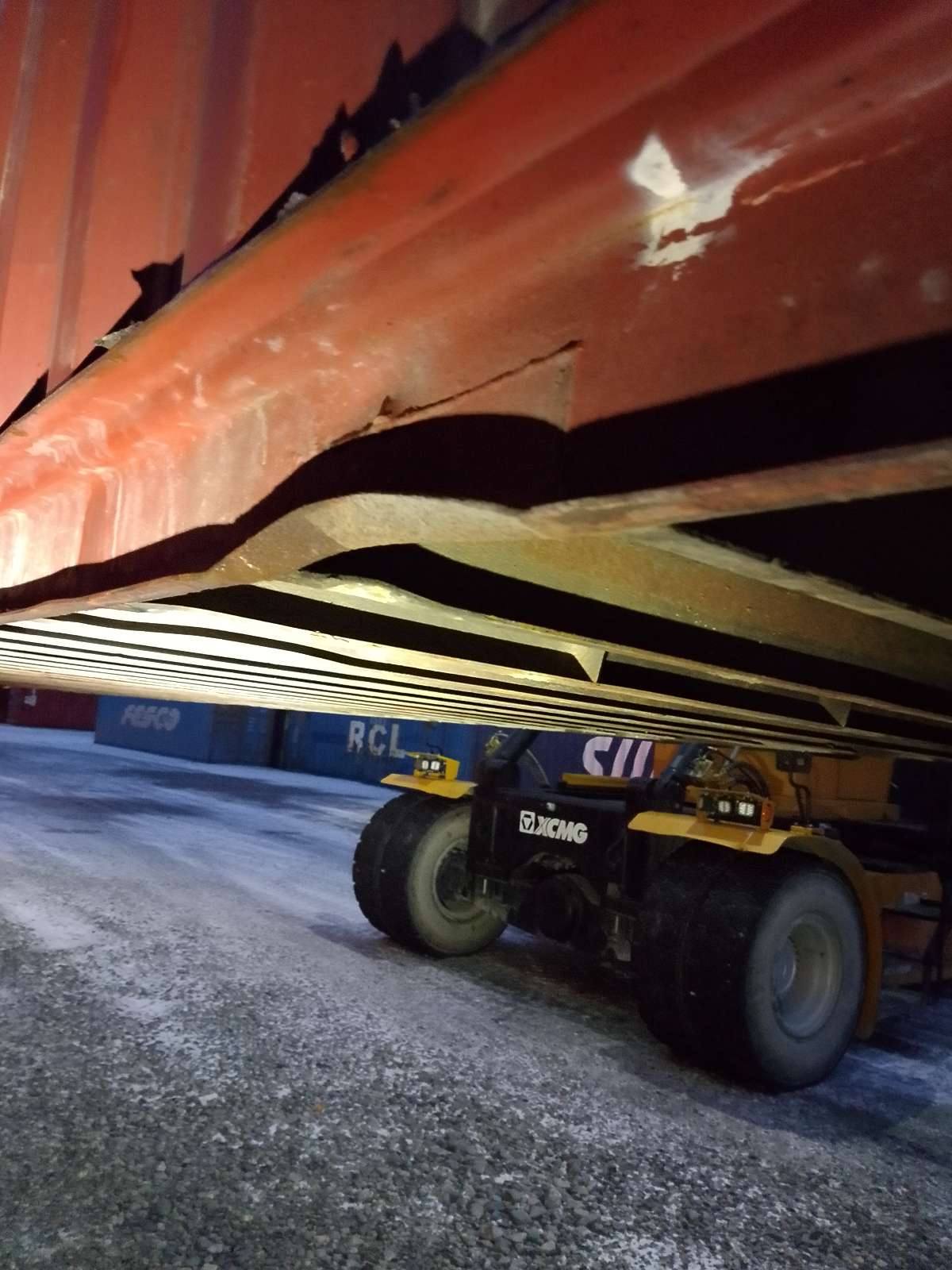 Морской контейнер TGHU5110651