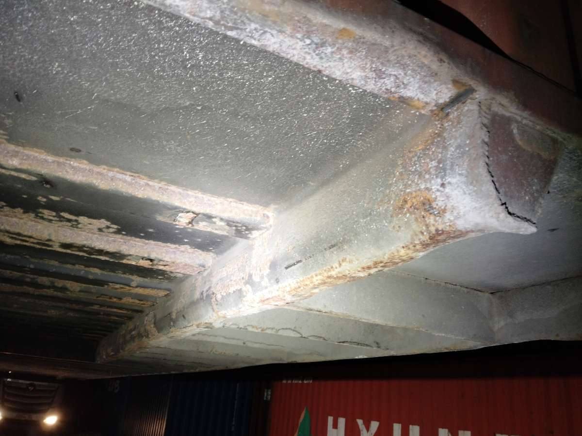 Морской контейнер TGHU6136882