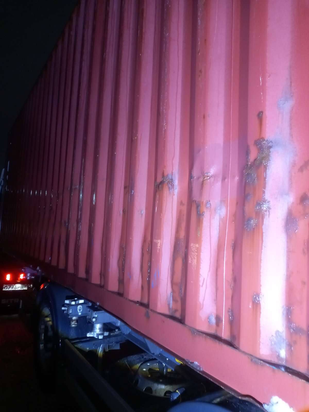 Морской контейнер TGHU8182151