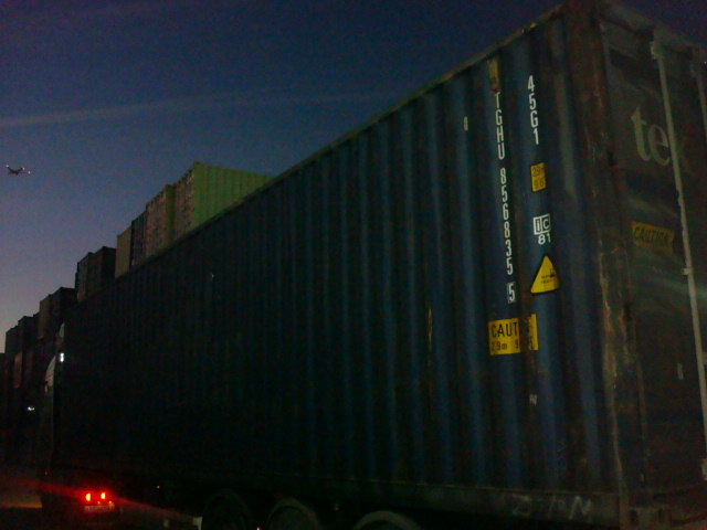 Морской контейнер TGHU8568355