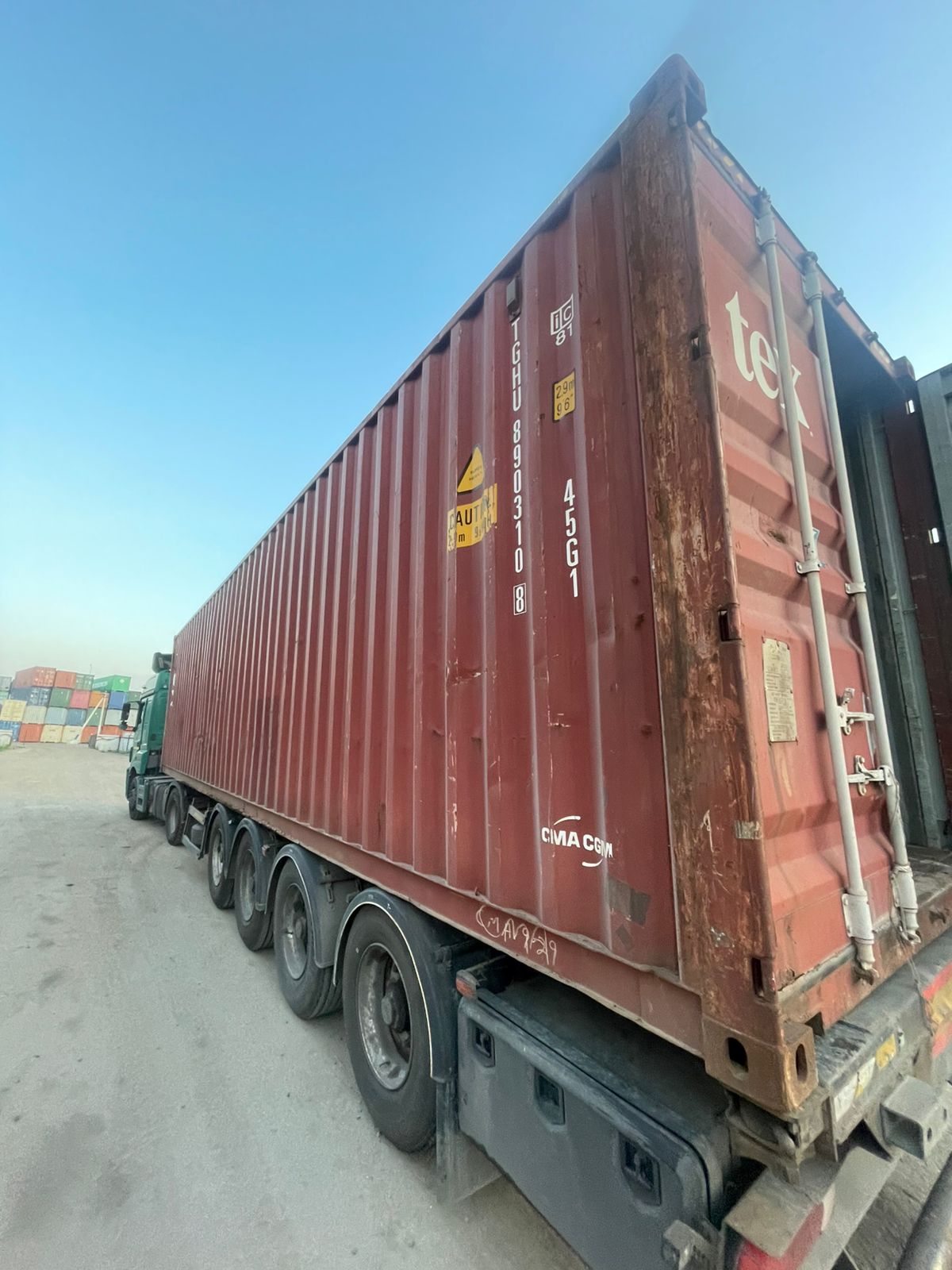 Морской контейнер TGHU8903108