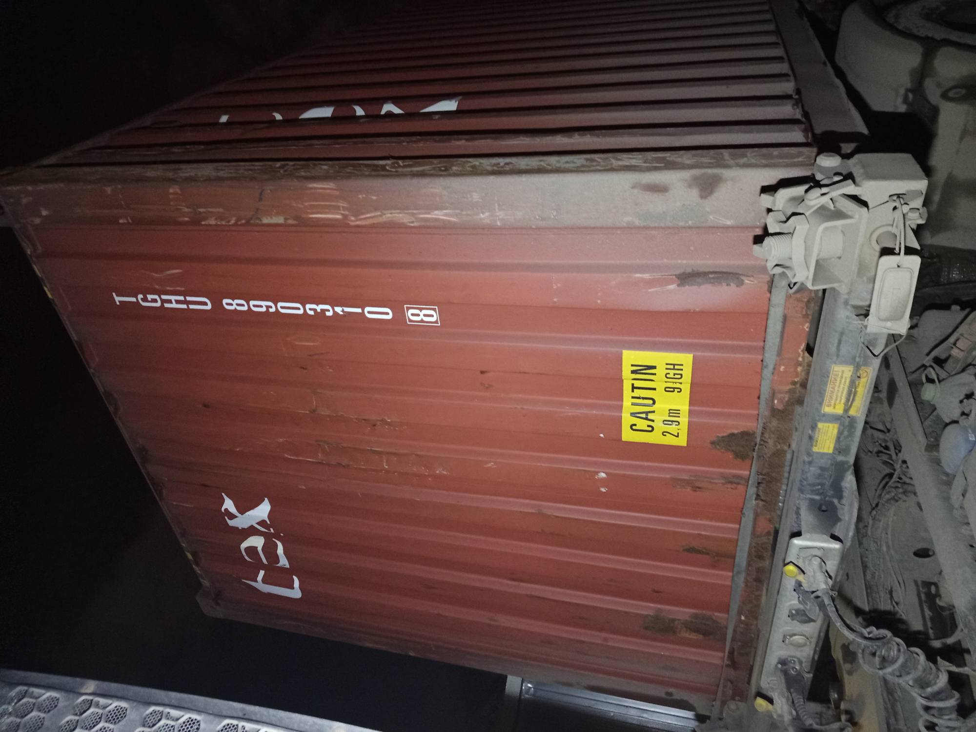Морской контейнер TGHU8903108