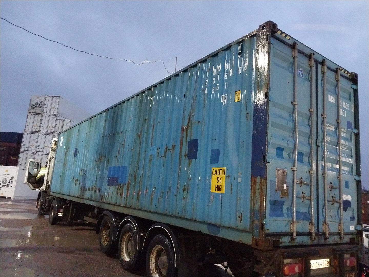 Морской контейнер TGHU9494370