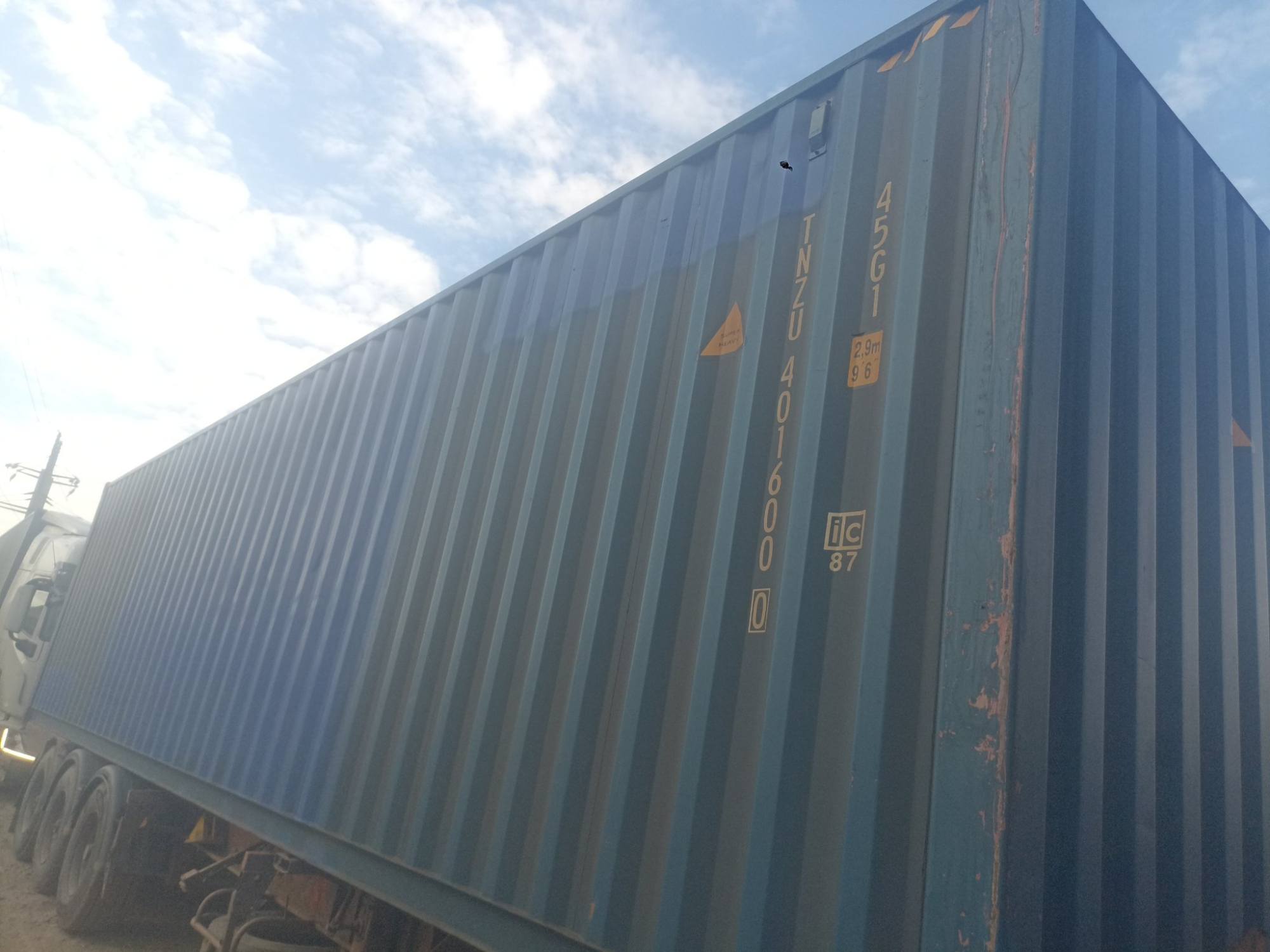 Морской контейнер TNZU4016000