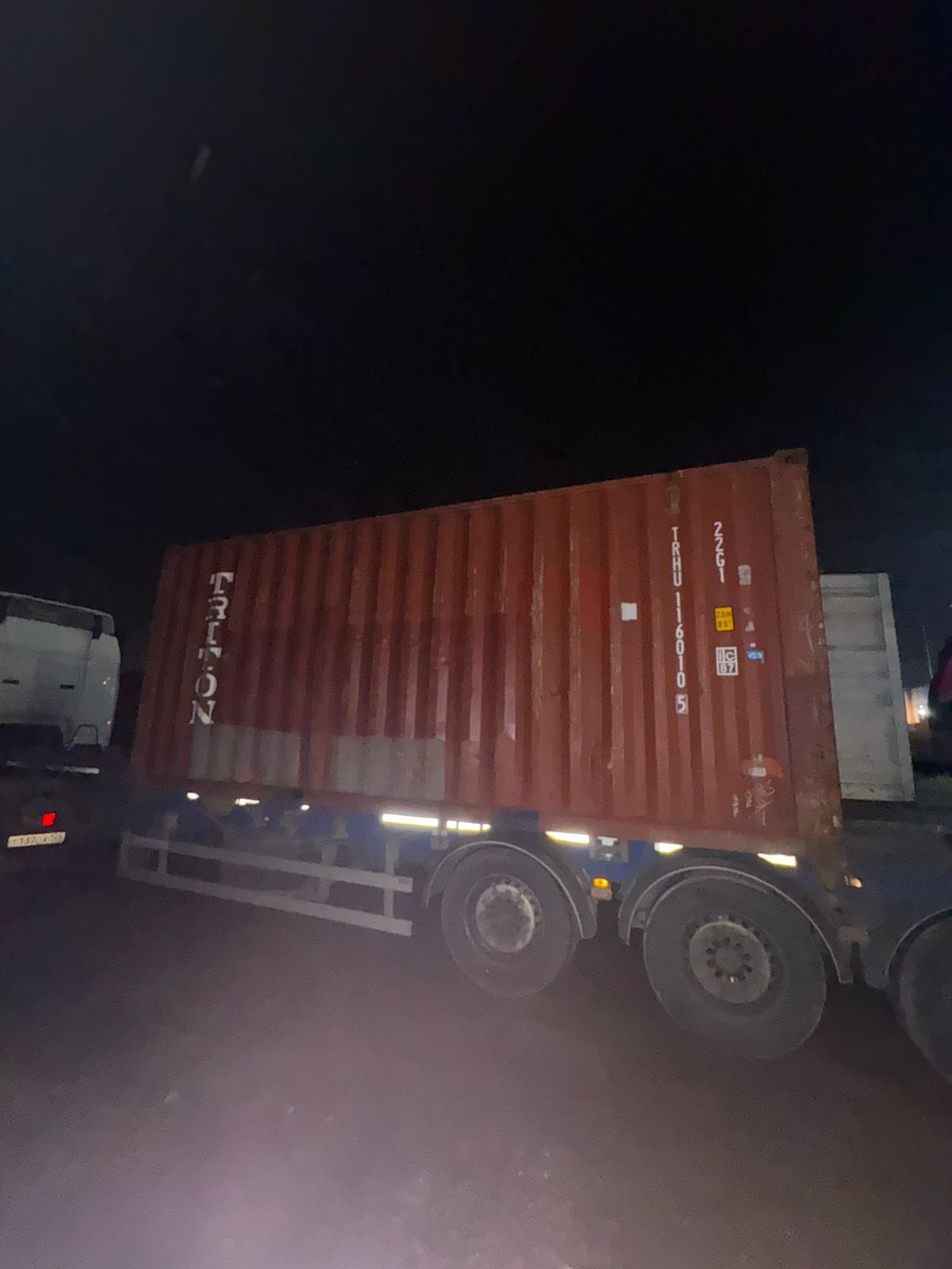 Морской контейнер TRHU1160105