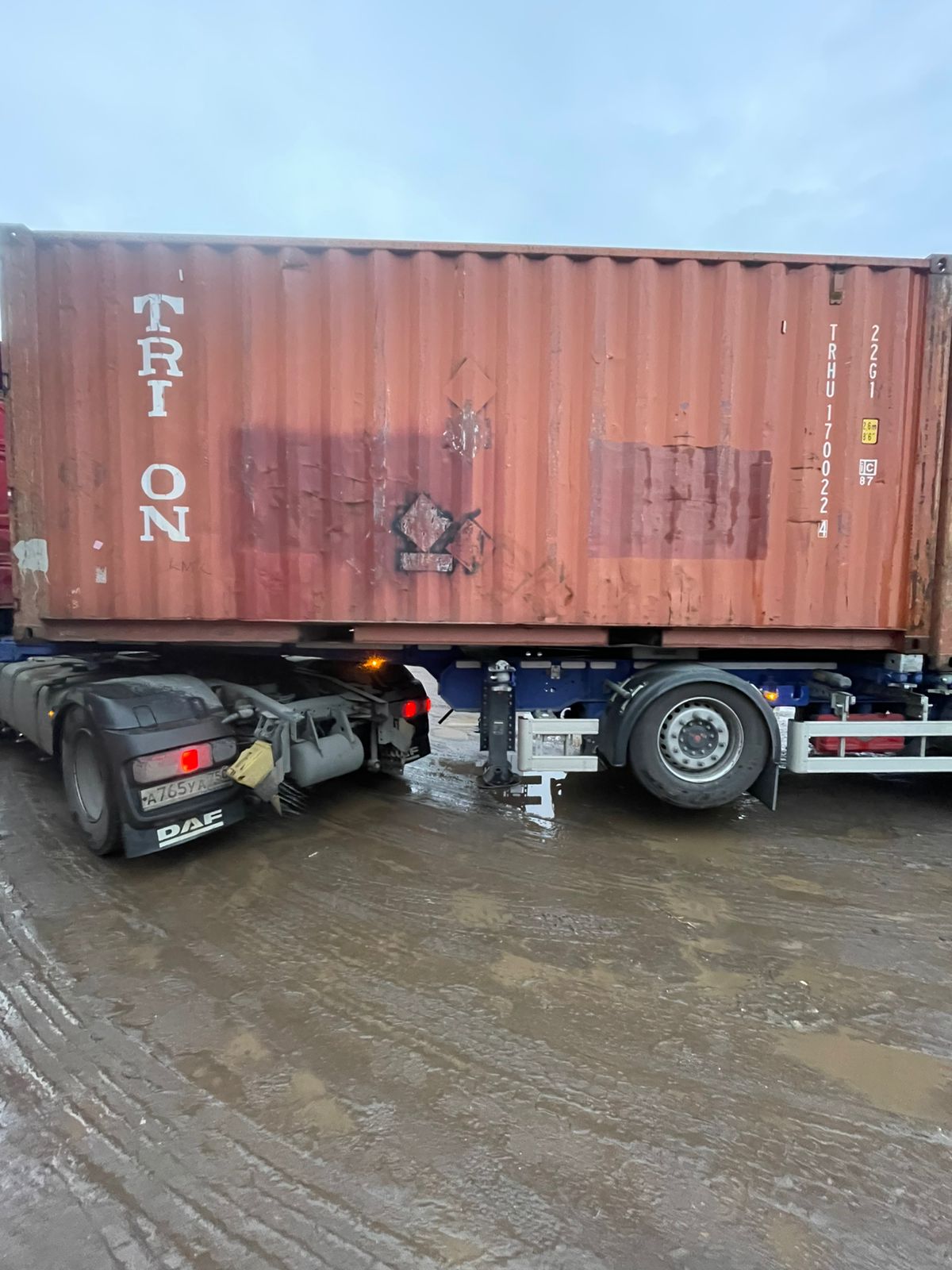 Морской контейнер TRHU1700224