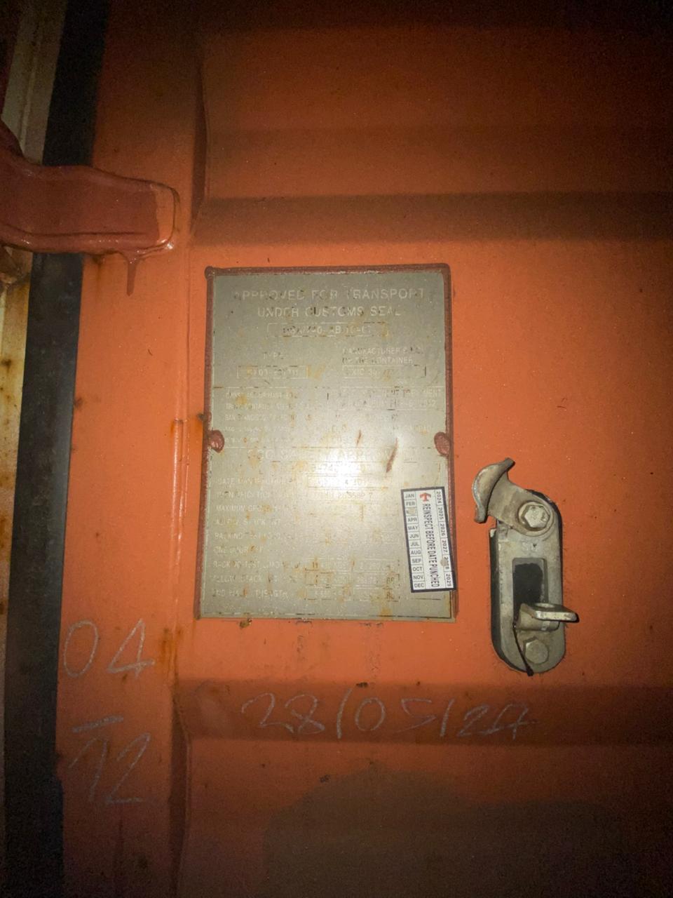 Морской контейнер TRHU1804321