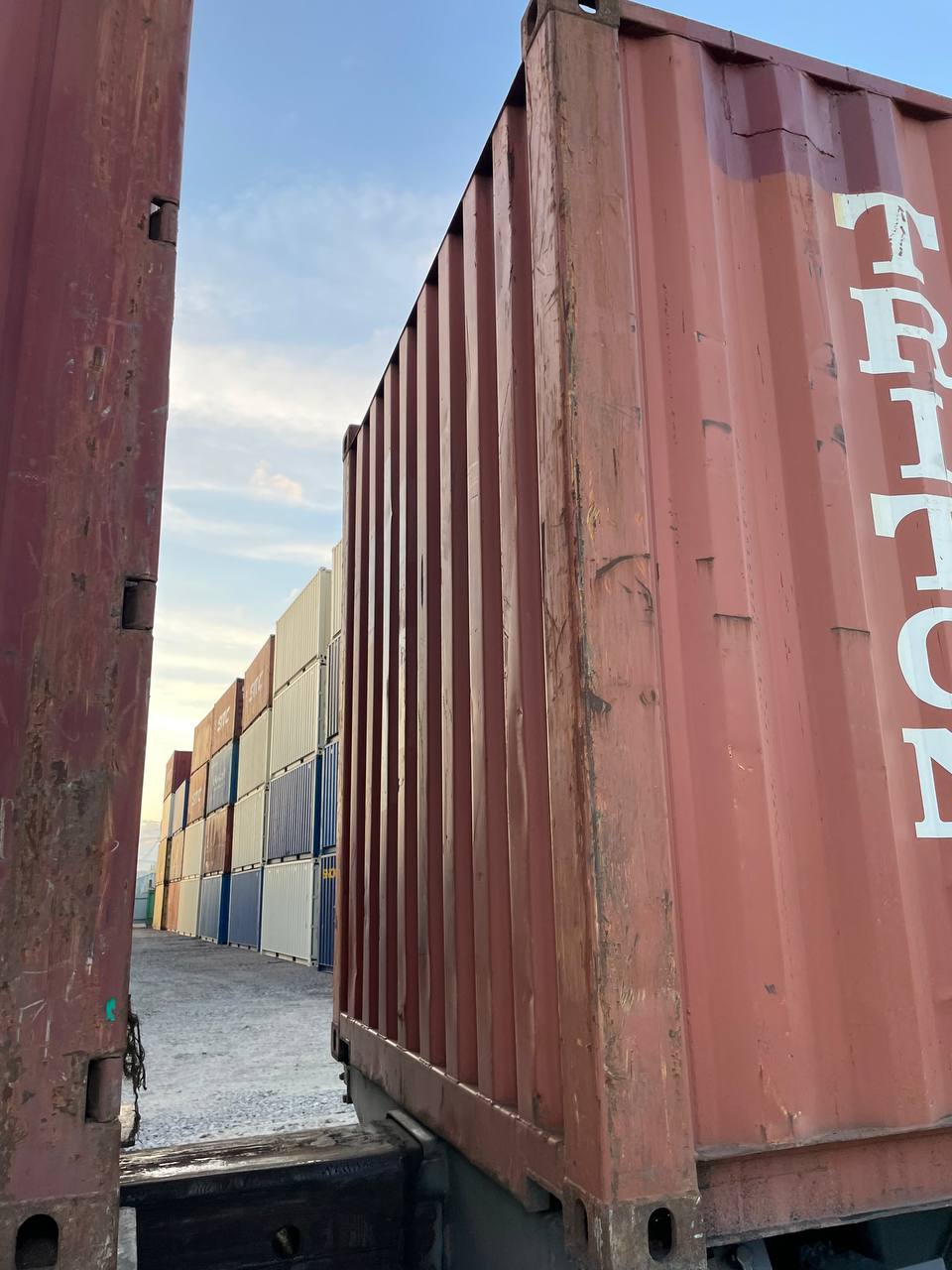 Морской контейнер TRHU1919887