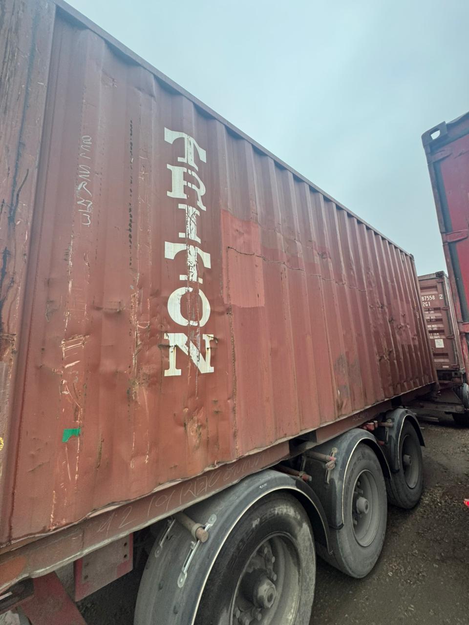 Морской контейнер TRHU3742044