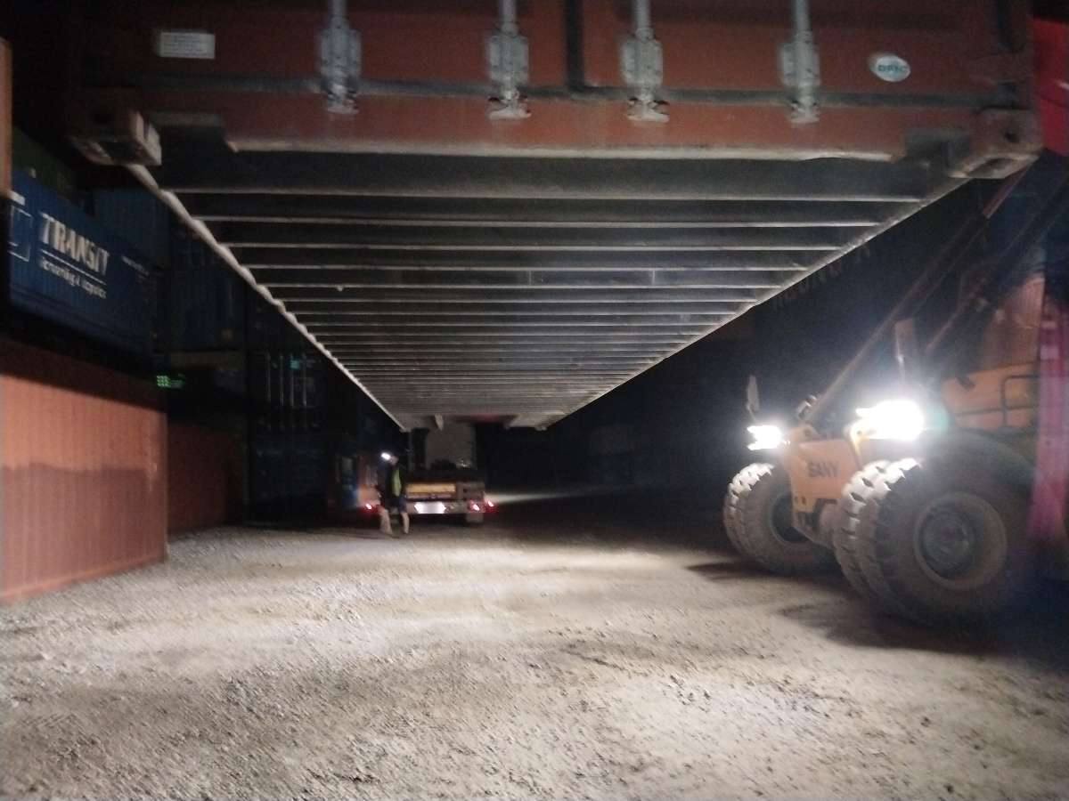 Морской контейнер TRHU8768376