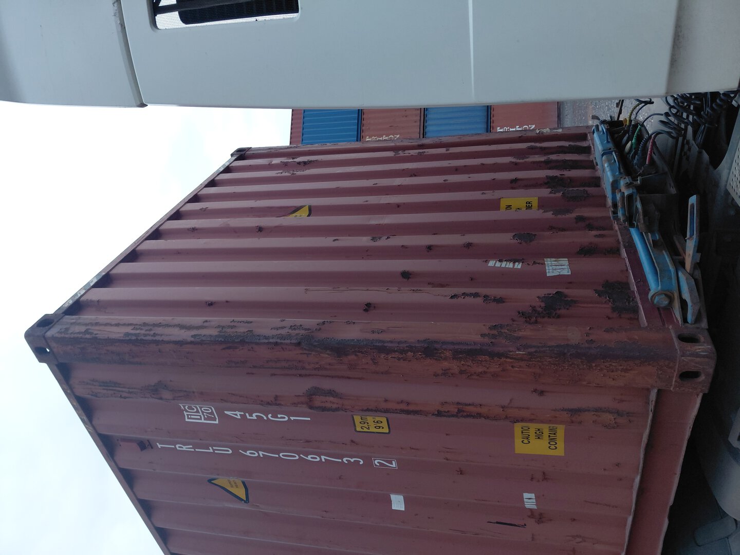 Морской контейнер TRLU6706732