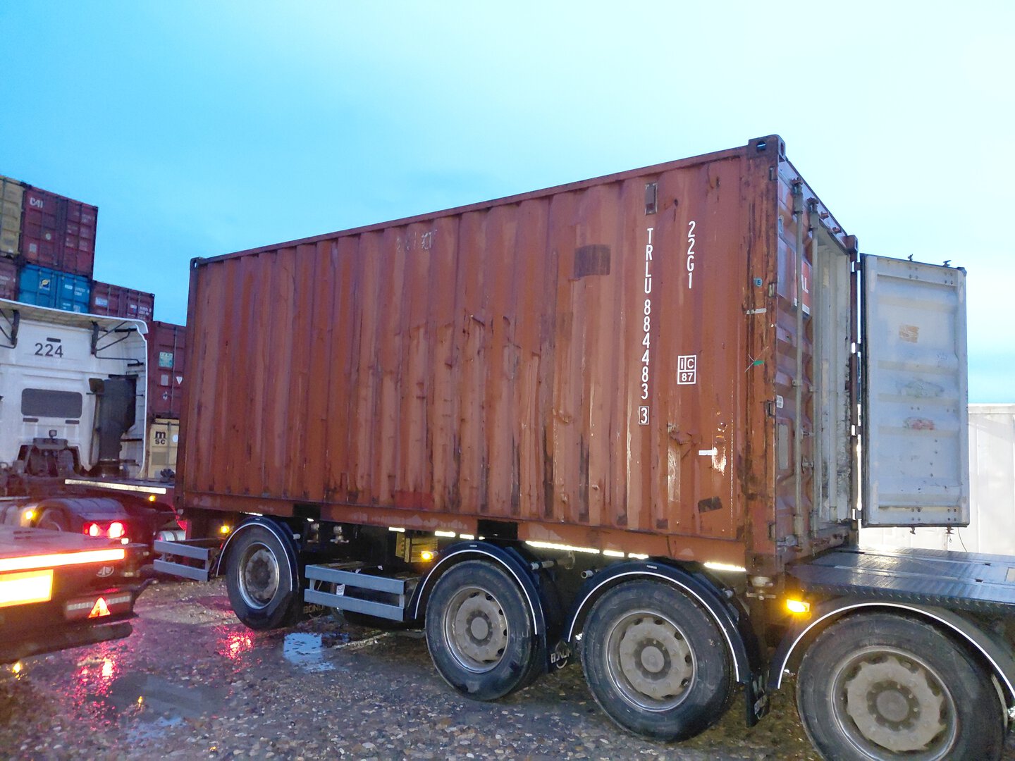 Морской контейнер TRLU8844833
