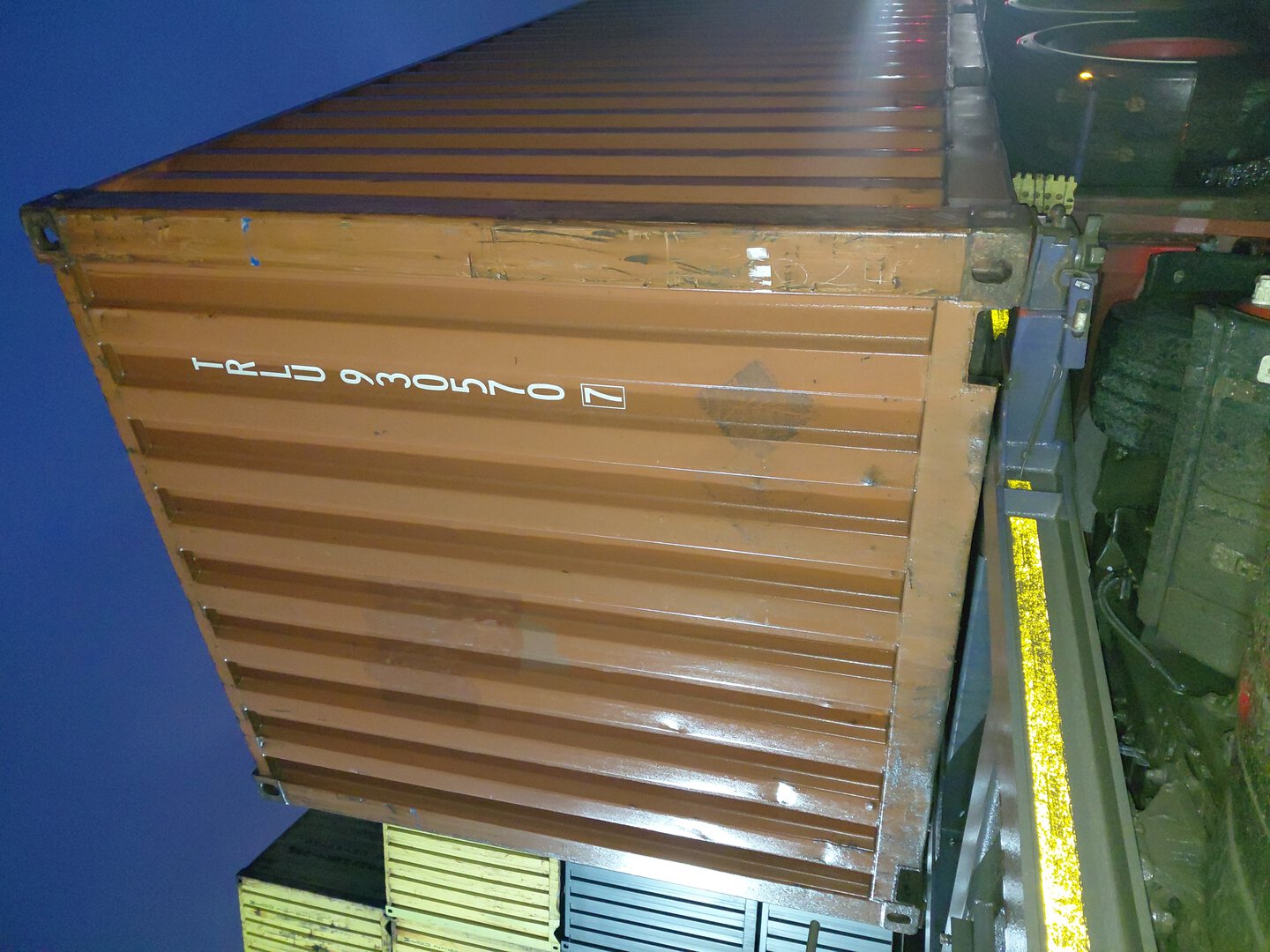 Морской контейнер TRLU9305707