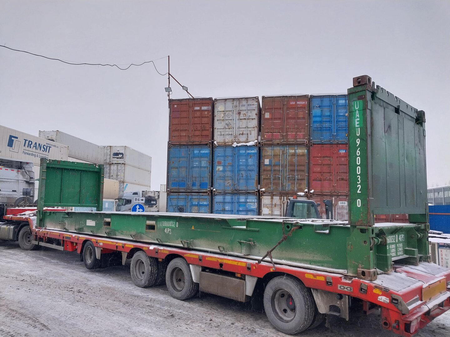 Морской контейнер UAEU9600320