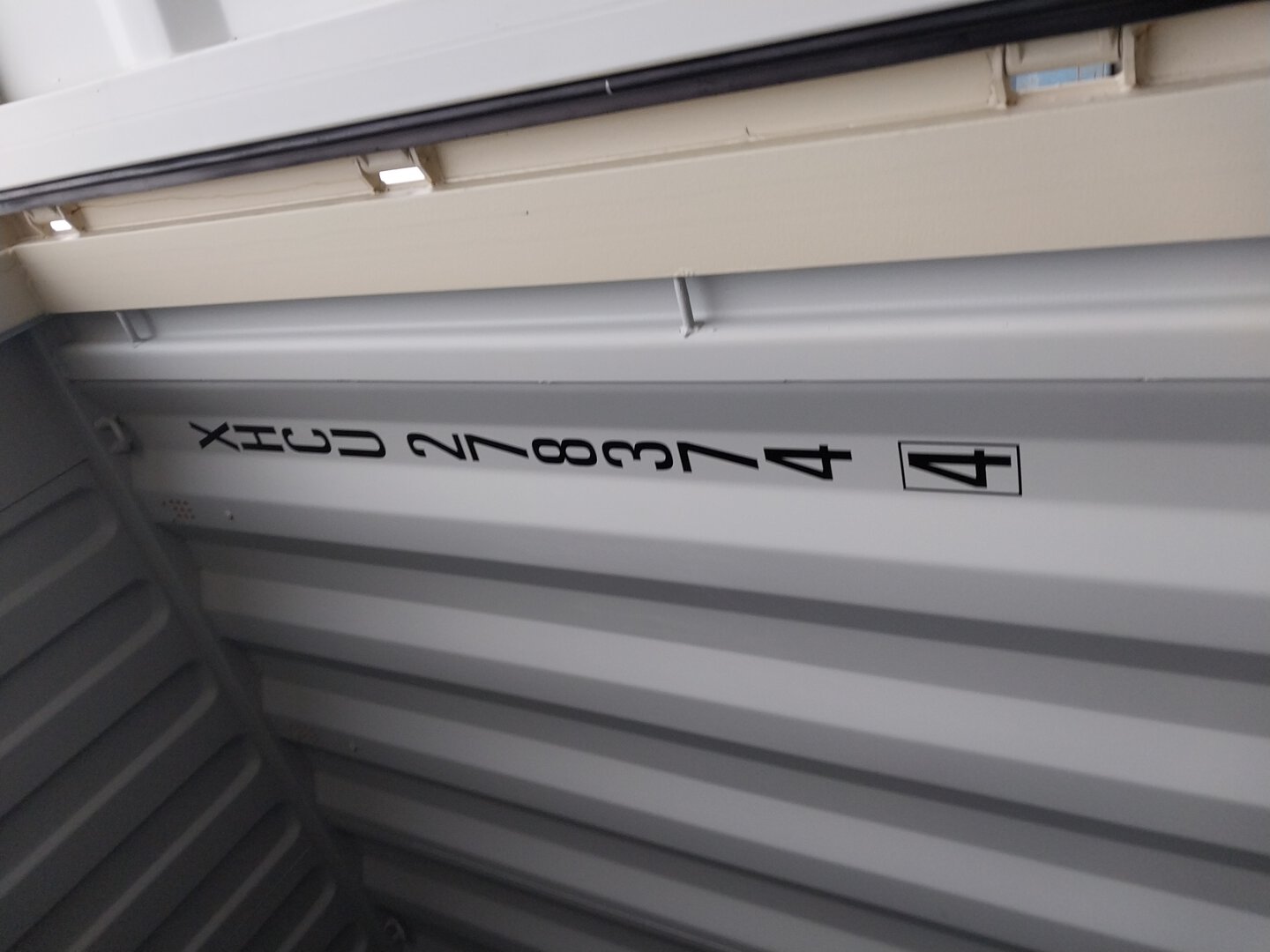 Морской контейнер XHCU2783744