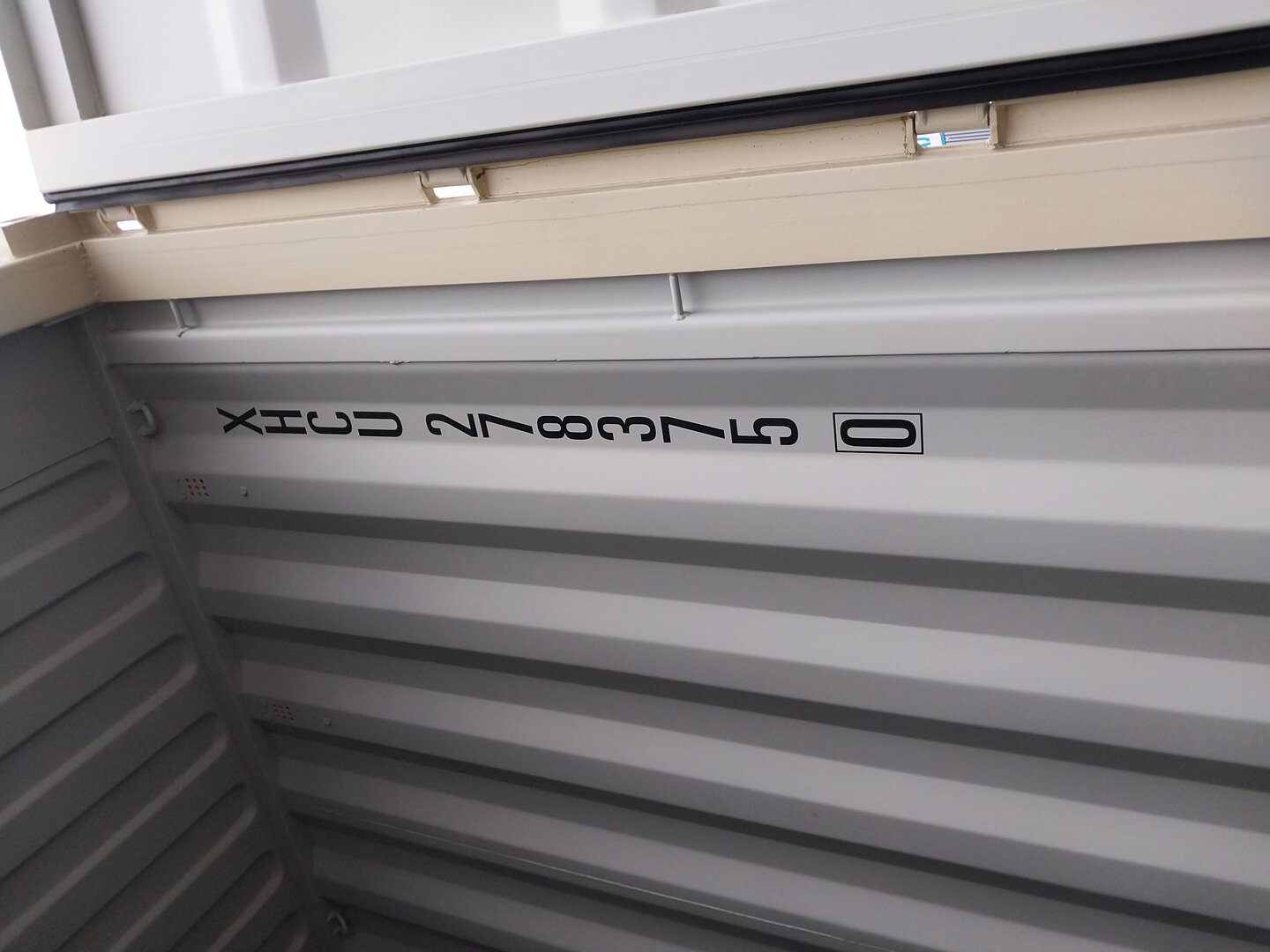 Морской контейнер XHCU2783750