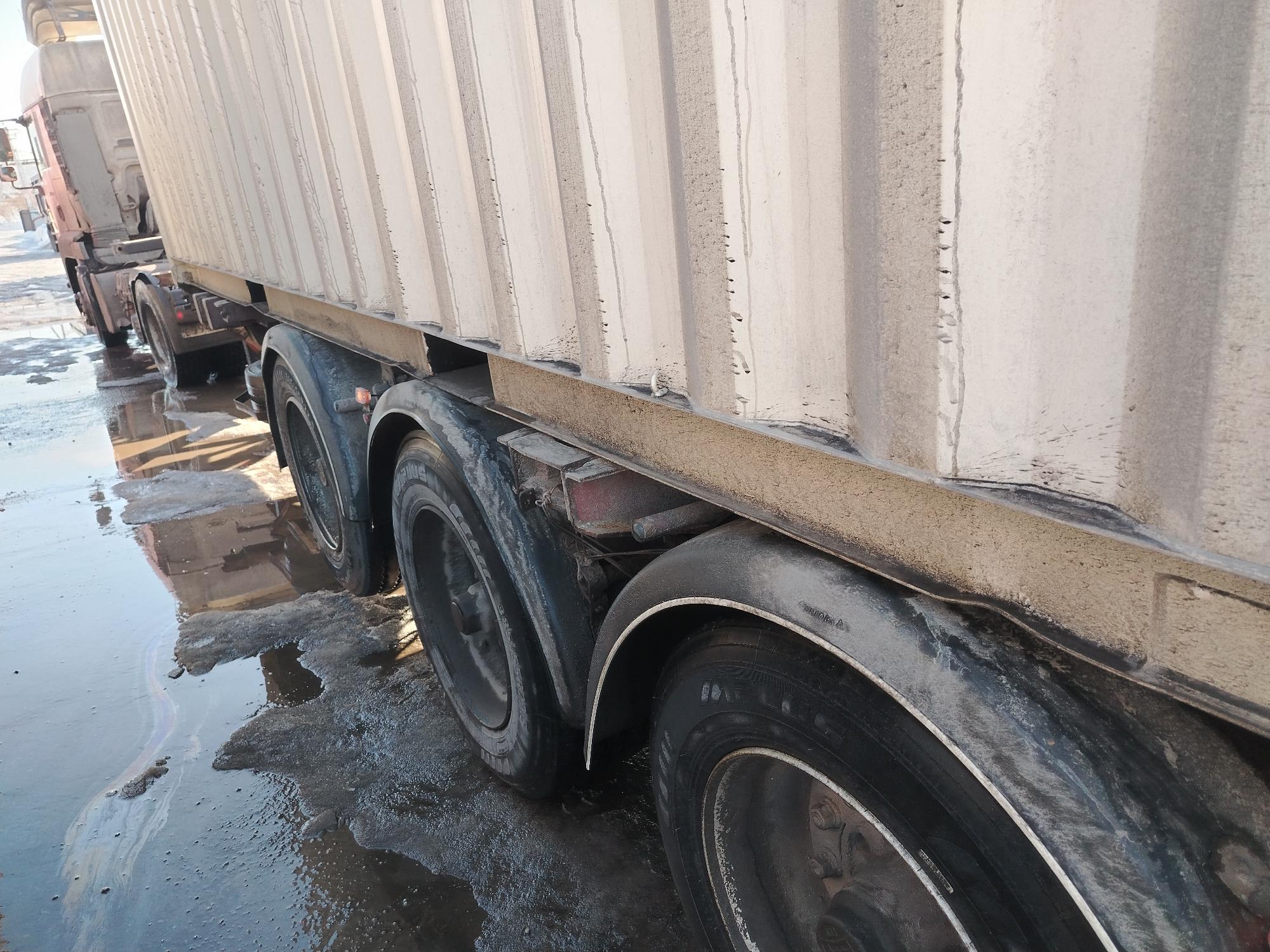 Морской контейнер XHCU2786912