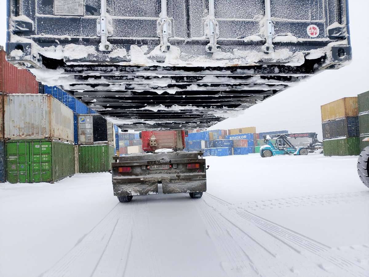 Морской контейнер XHCU2845276