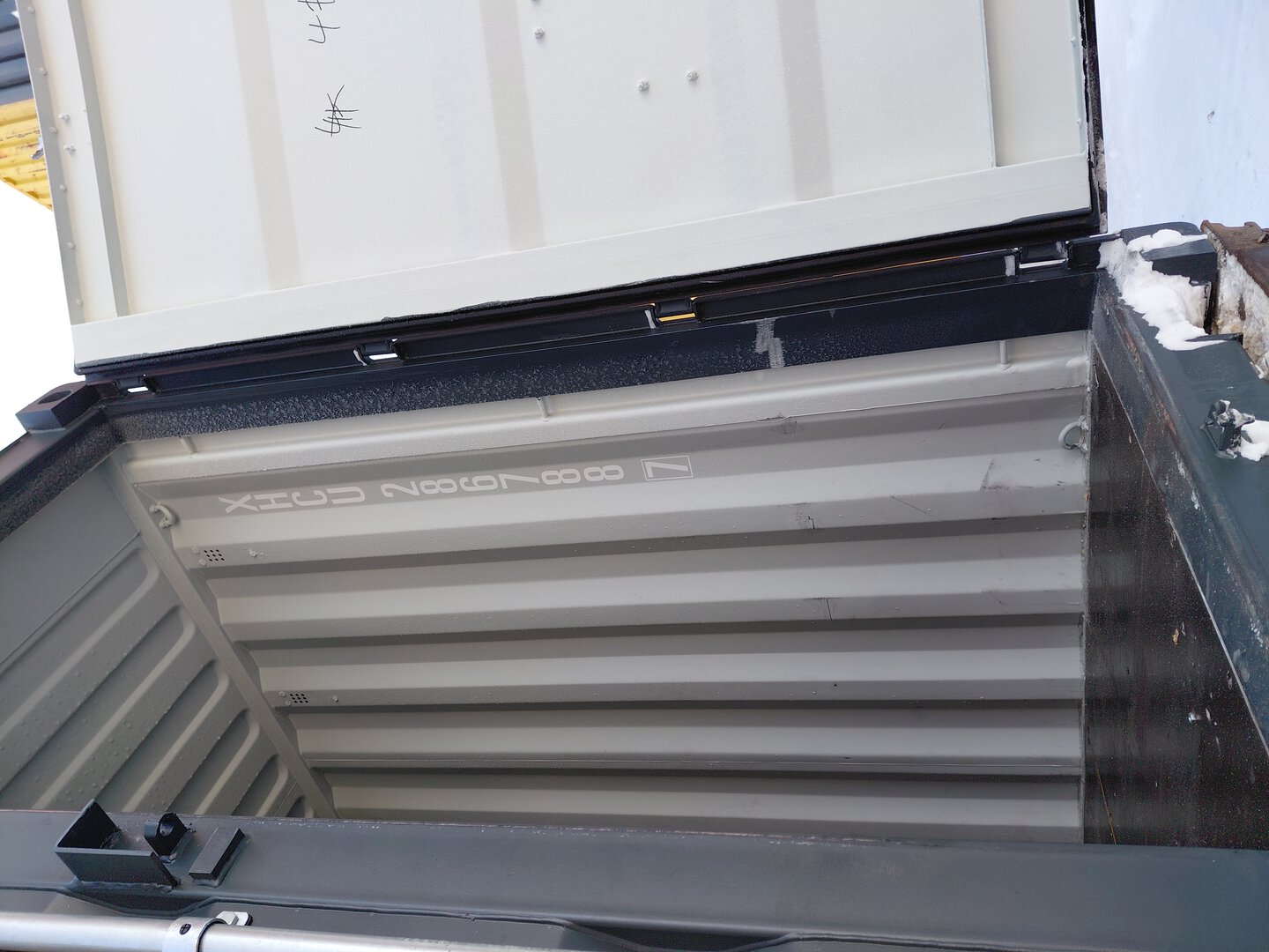 Морской контейнер XHCU2867887