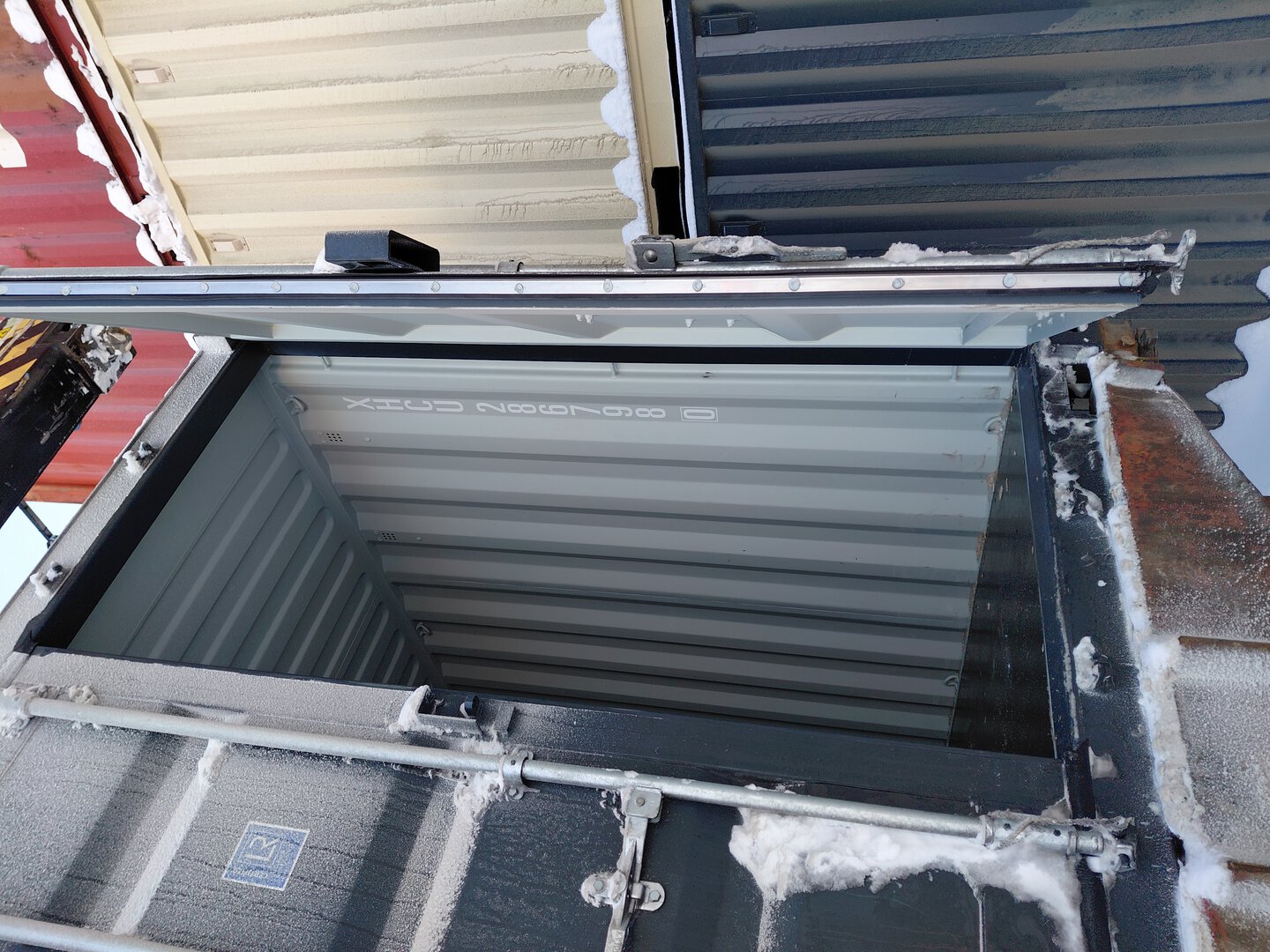 Морской контейнер XHCU2867980