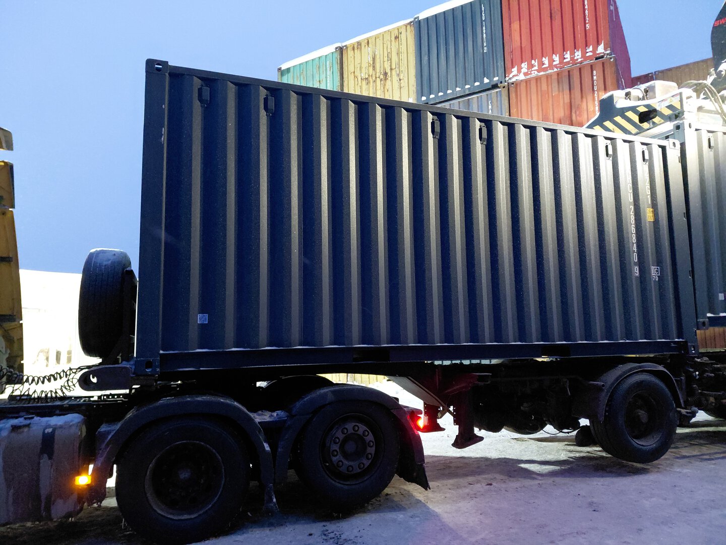 Морской контейнер XHCU2868409