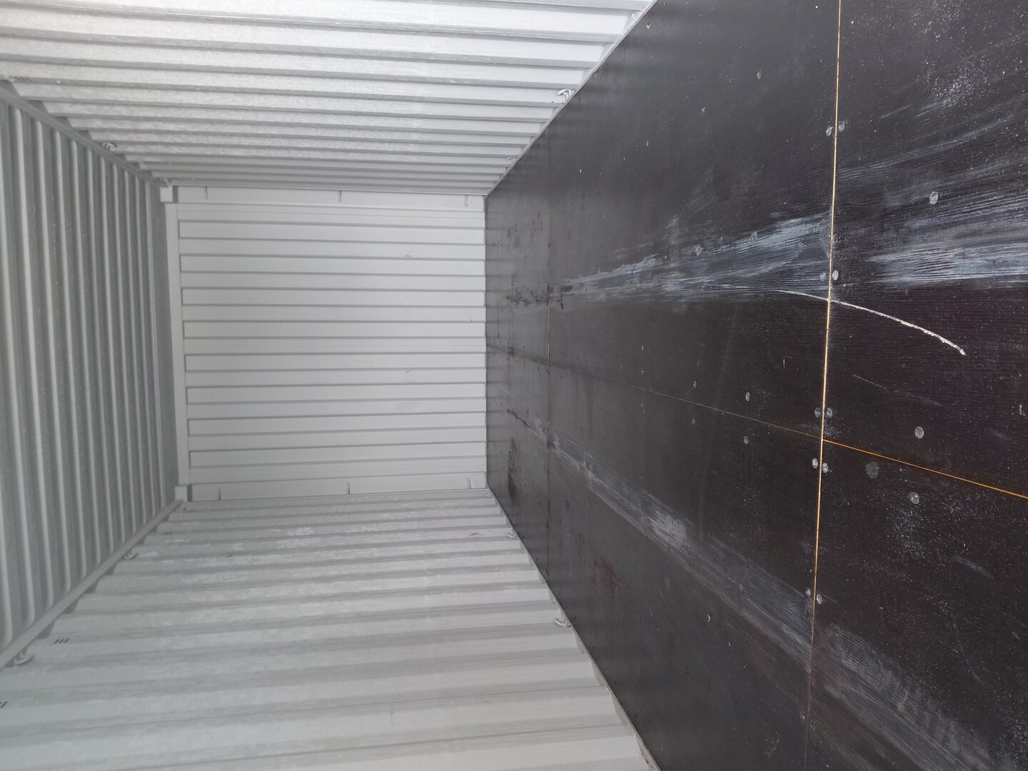 Морской контейнер XHCU2868440