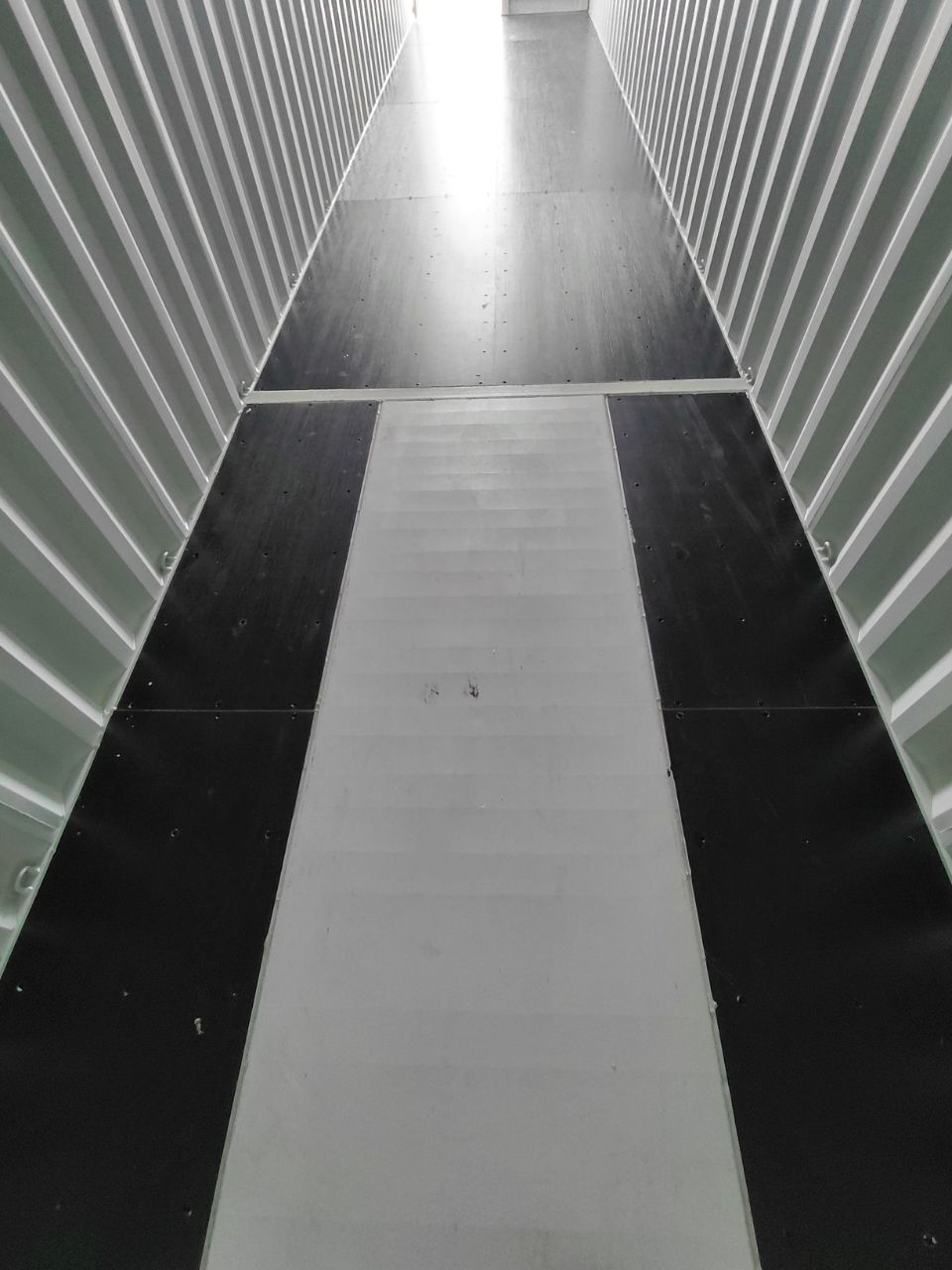 Морской контейнер XHCU5730835