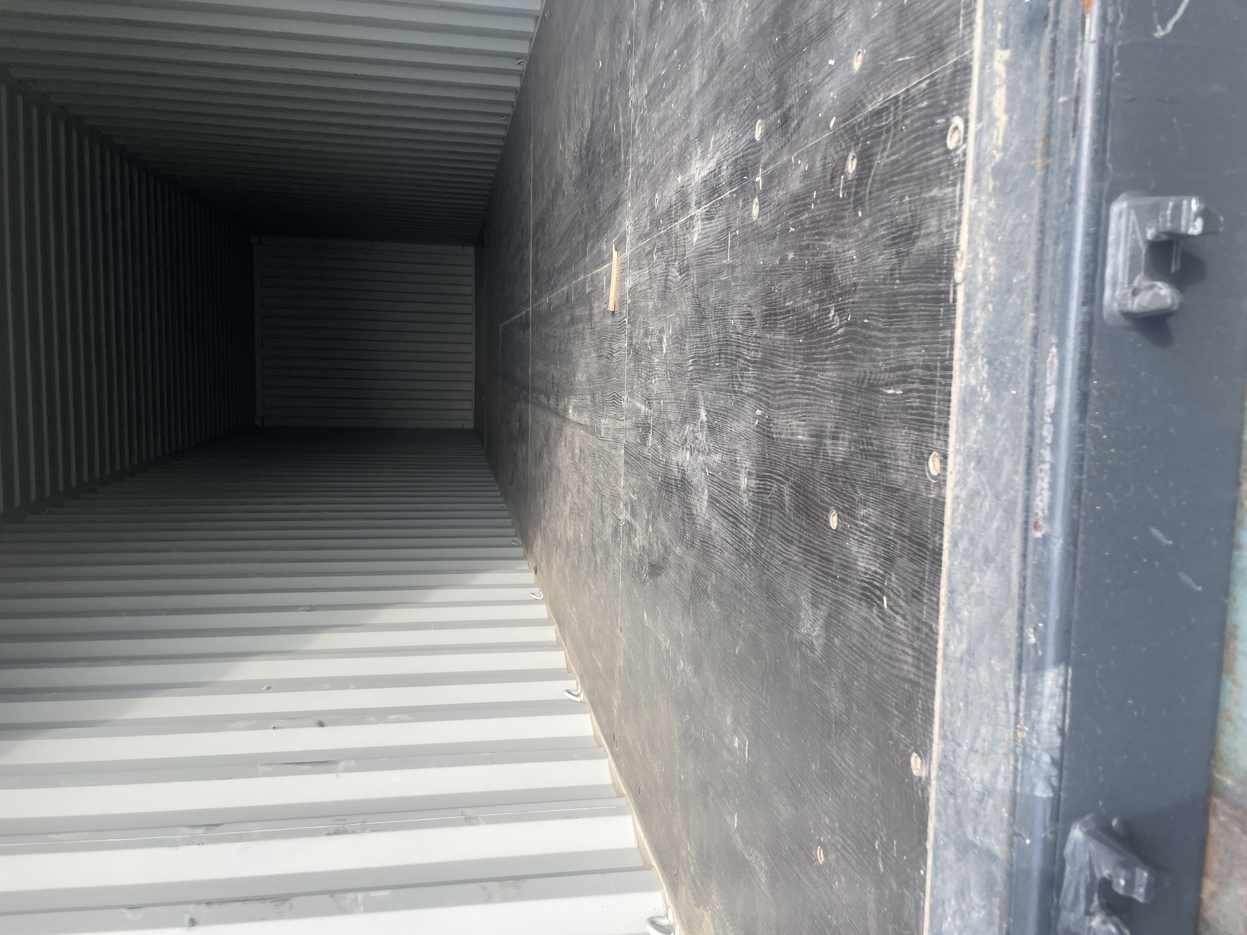 Морской контейнер XHCU5735987