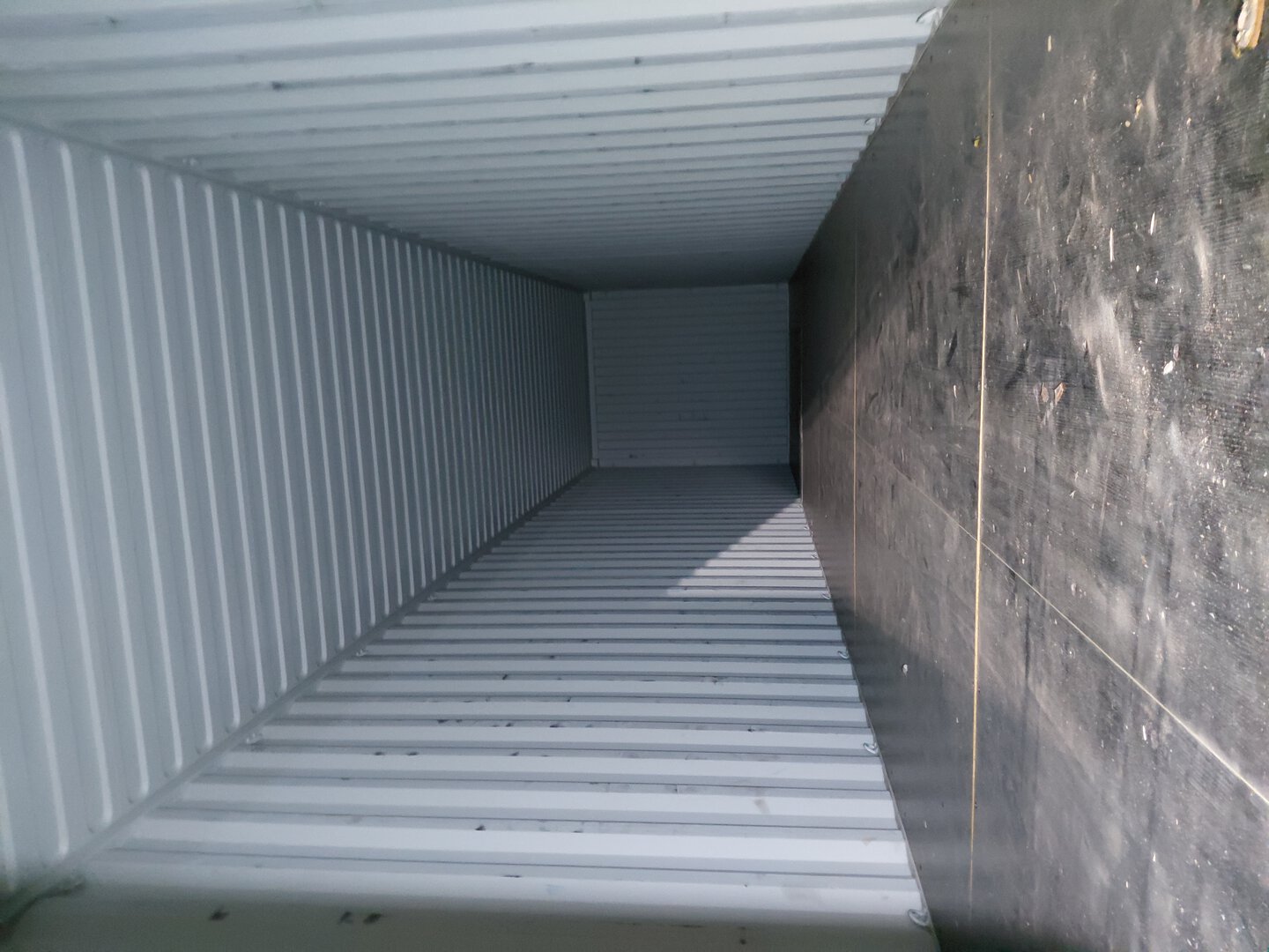 Морской контейнер XHCU5837905