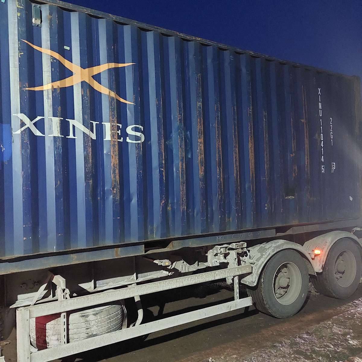 Морской контейнер XINU1104145