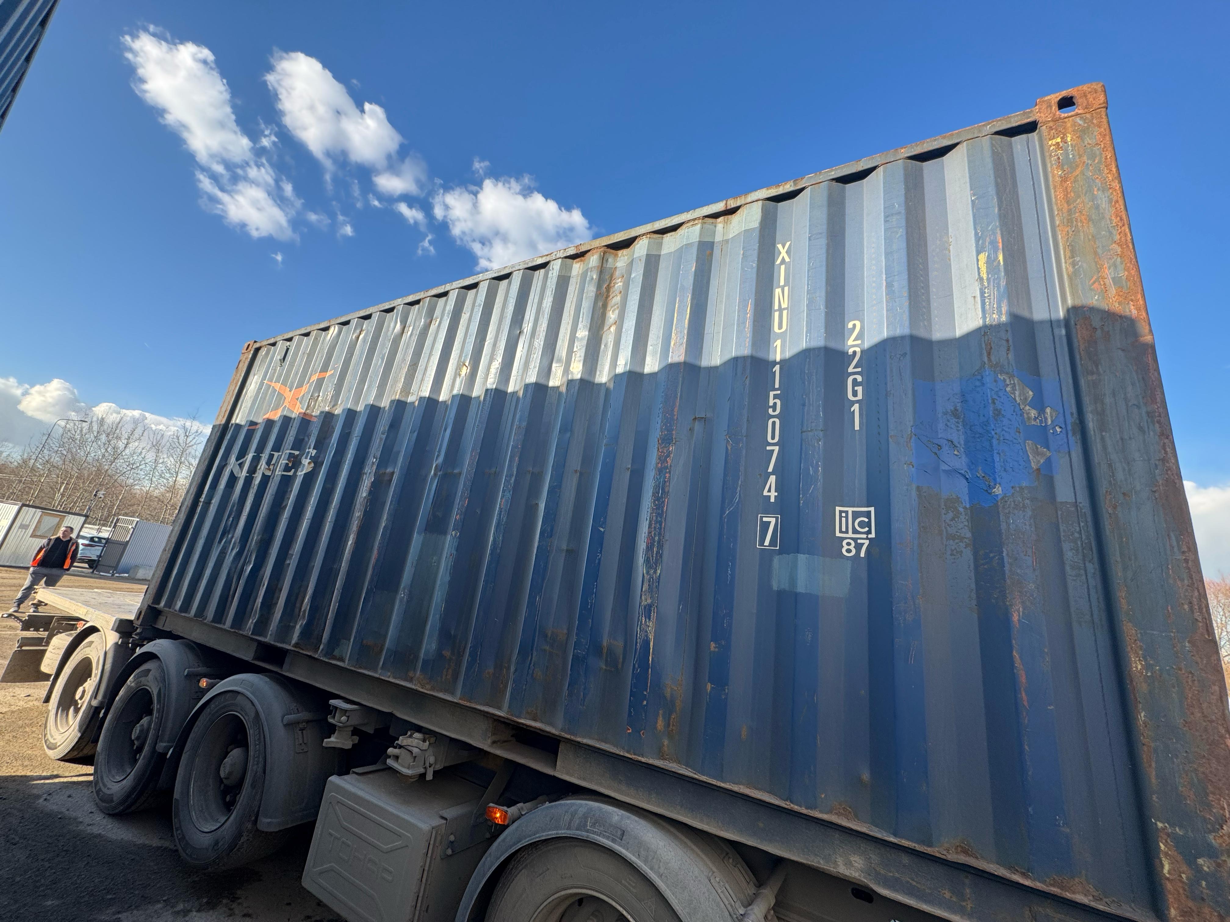 Морской контейнер XINU1150747