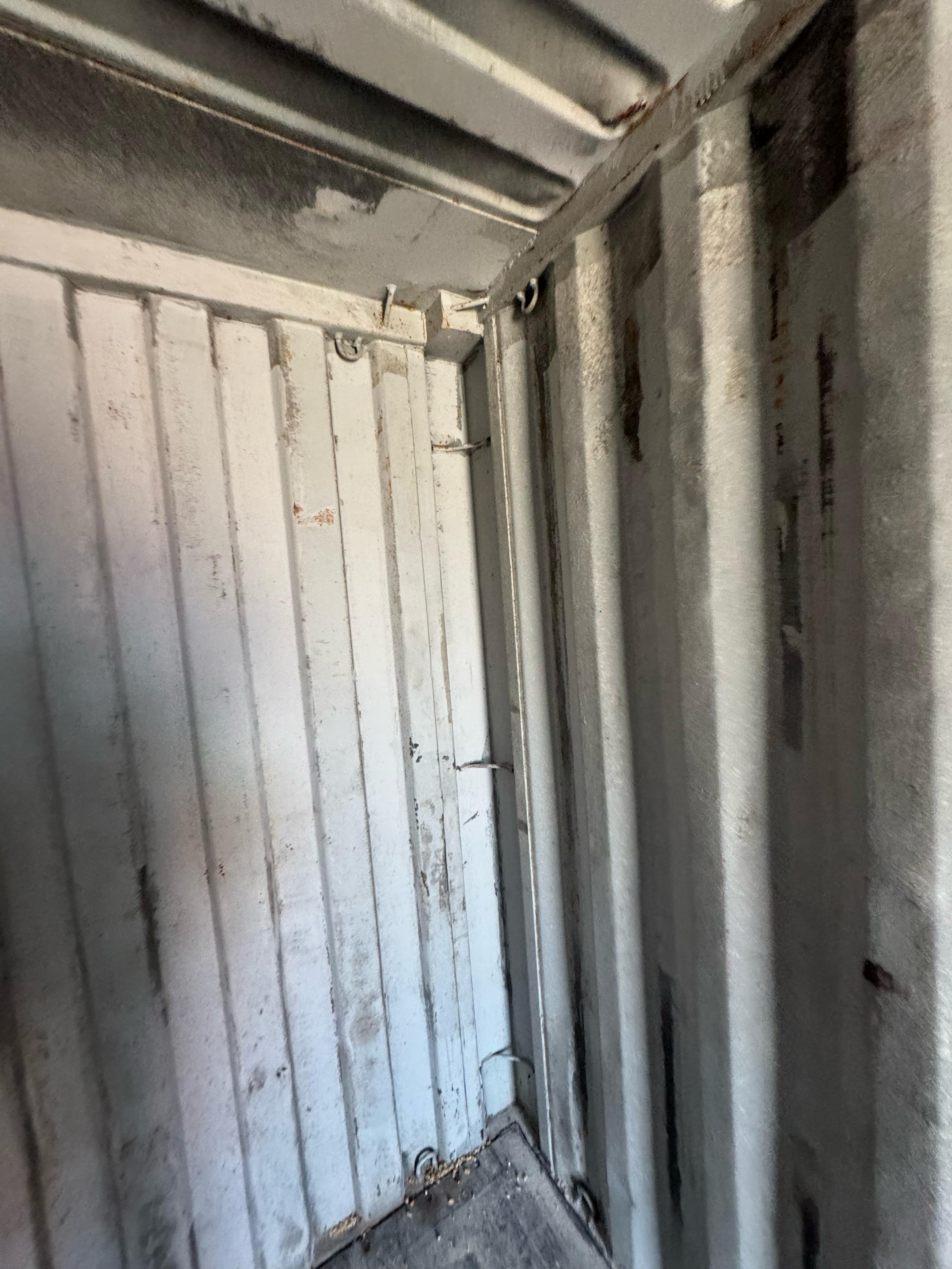 Морской контейнер XINU1305089