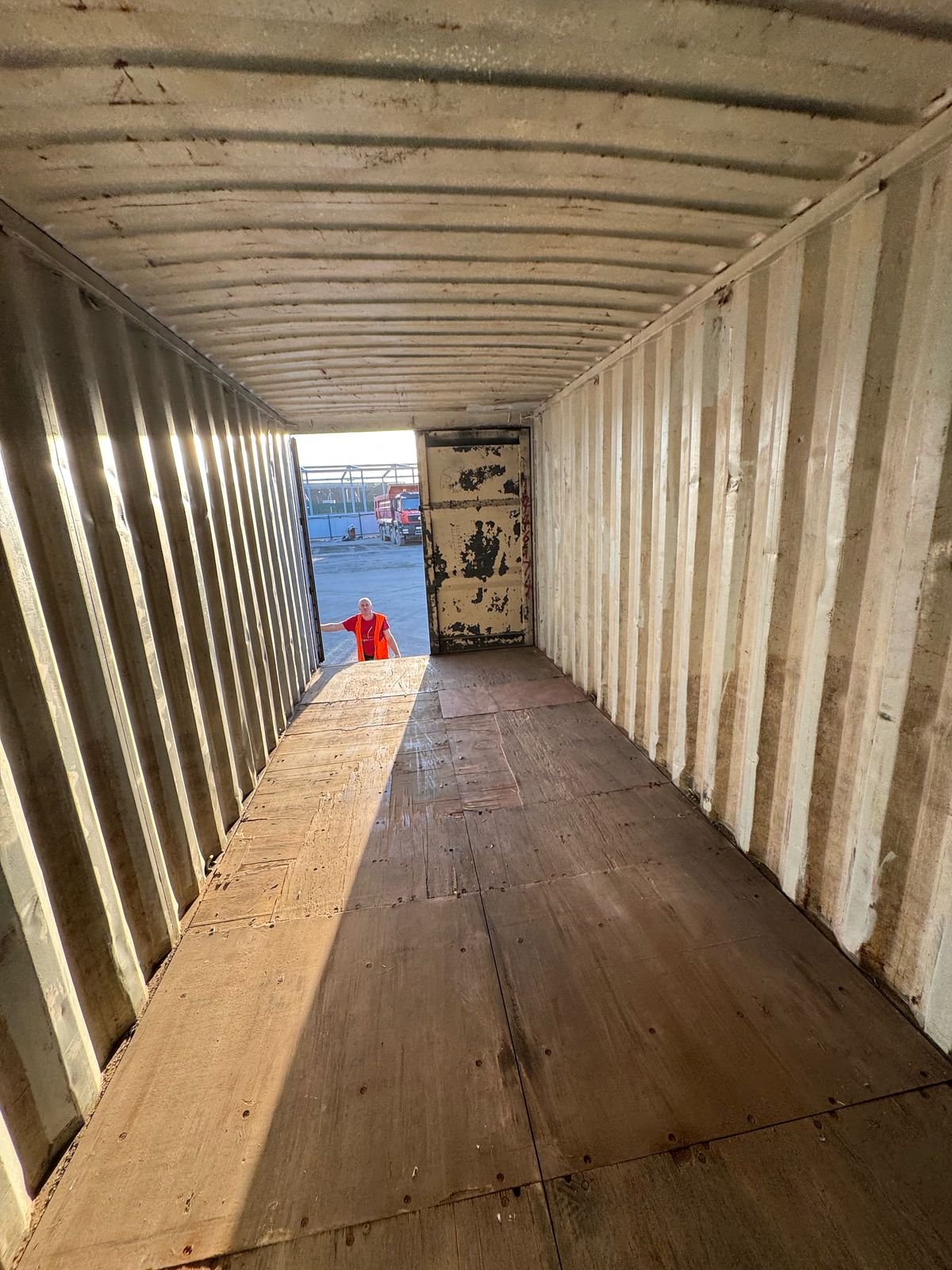 Морской контейнер XINU1446174