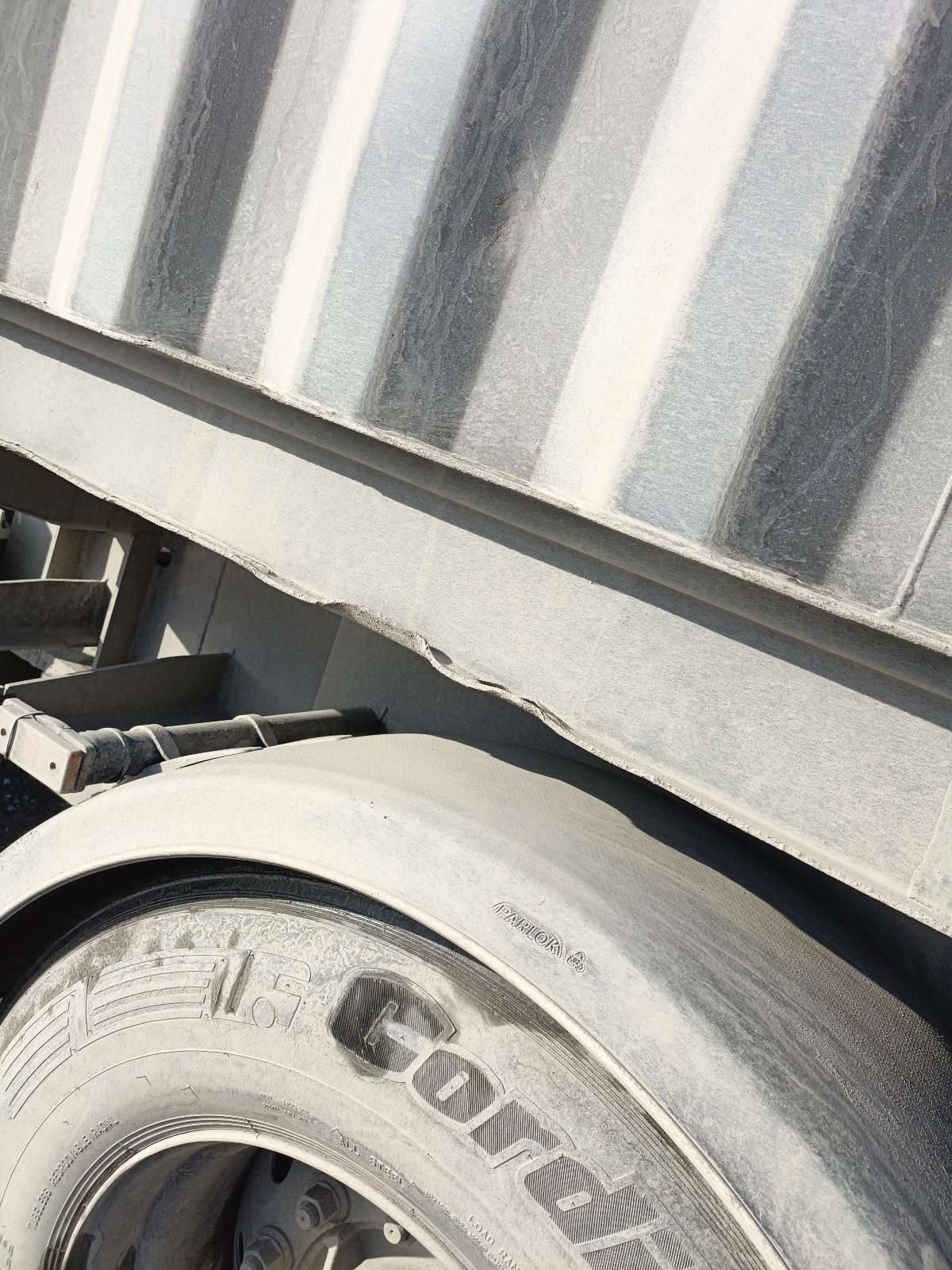 Морской контейнер XINU1586160