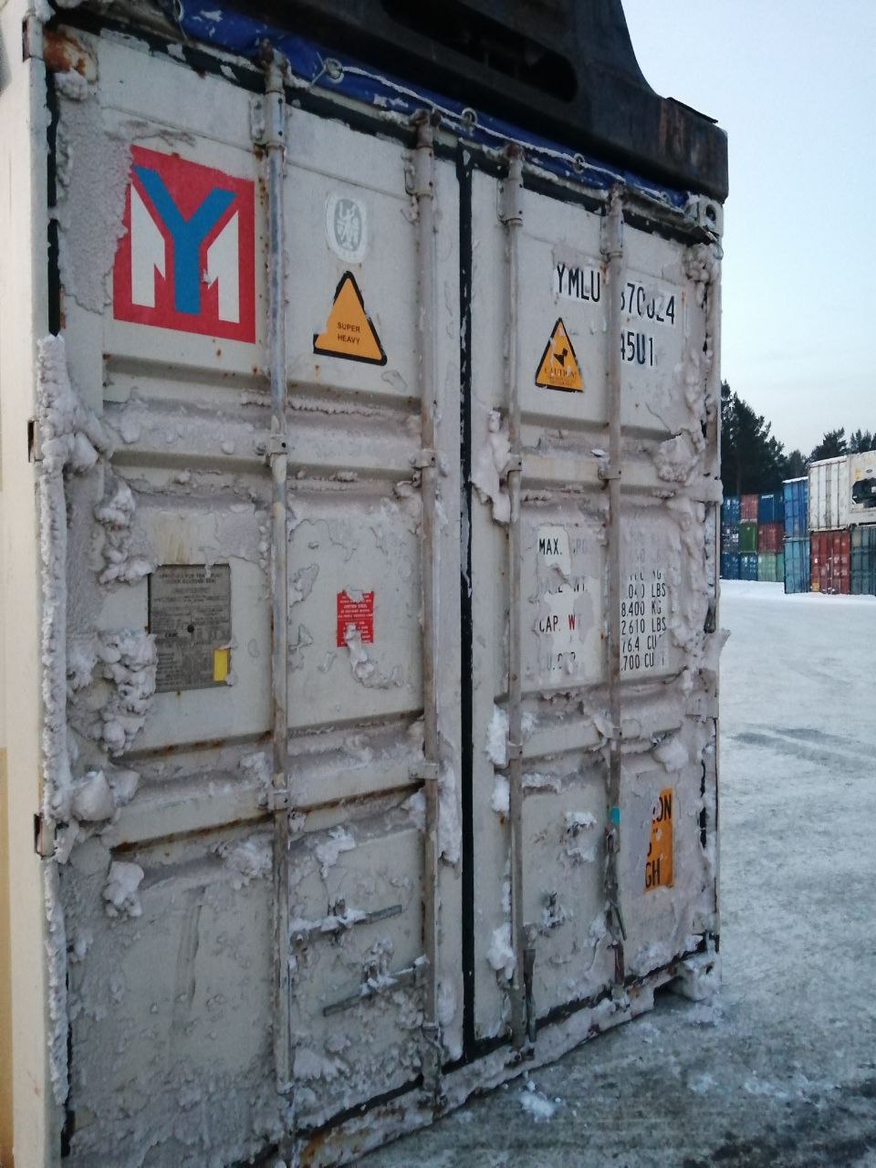 Морской контейнер YMLU8700241