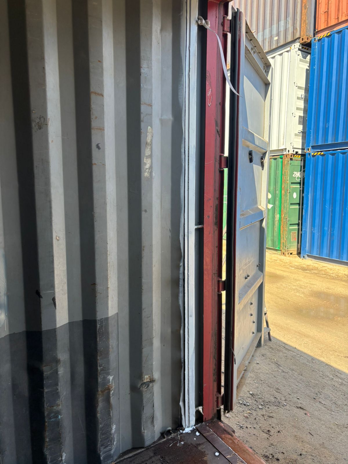 Морской контейнер ZGLU8003409